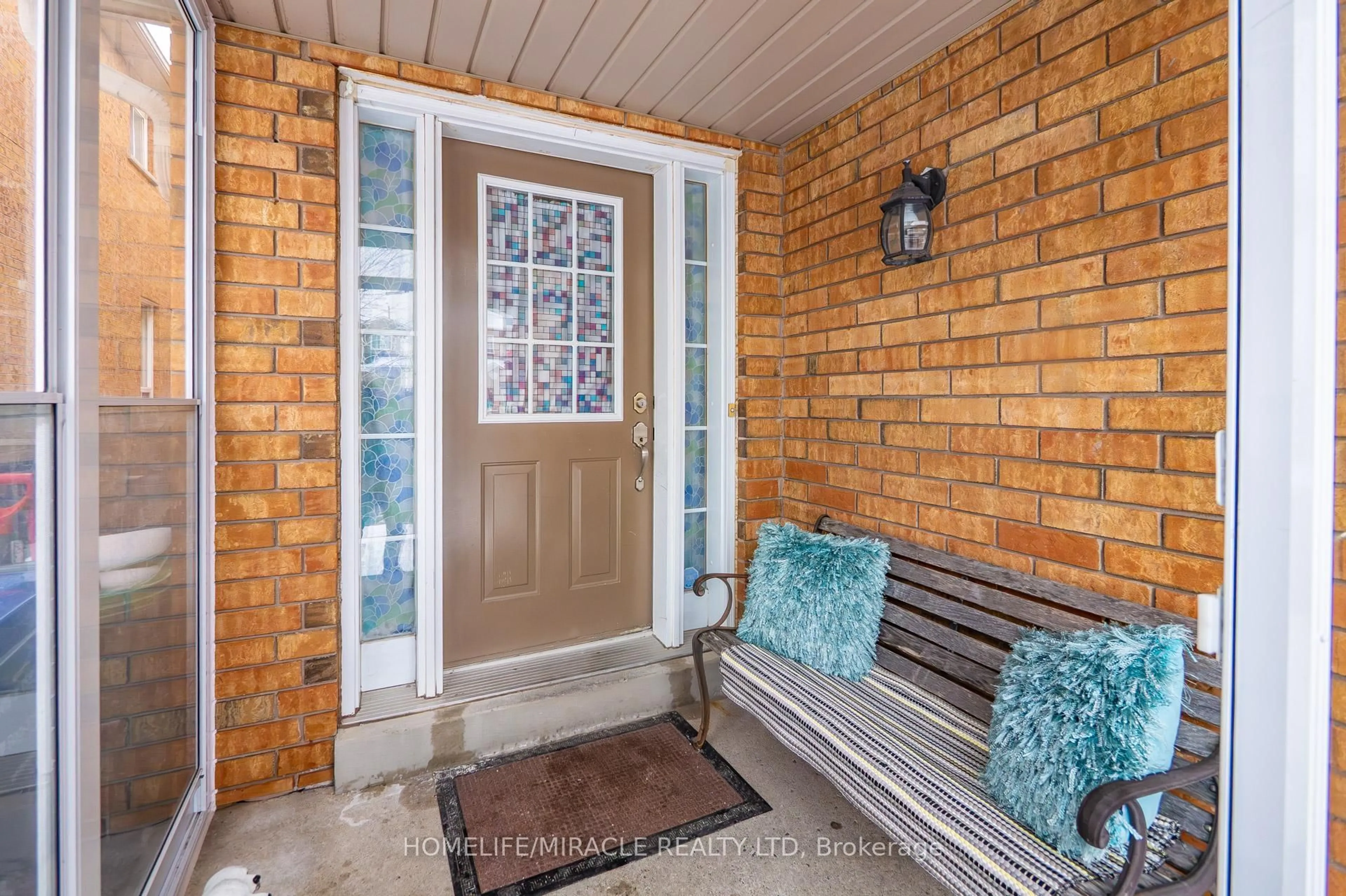 Unknown for 967 Ledbury Cres, Mississauga Ontario L5V 2R3