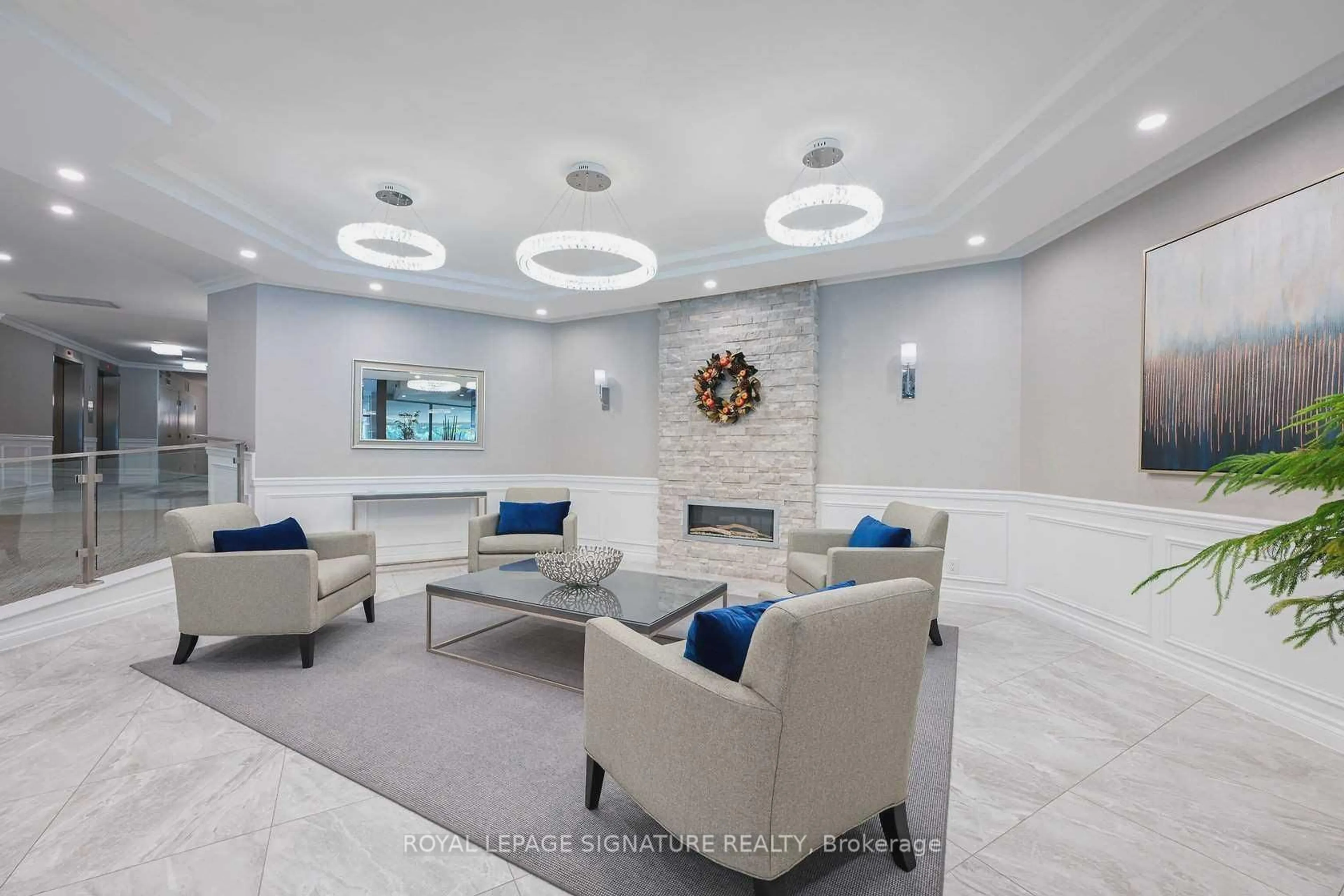 Lobby for 1300 Bloor St #1405, Mississauga Ontario L4Y 3Z2