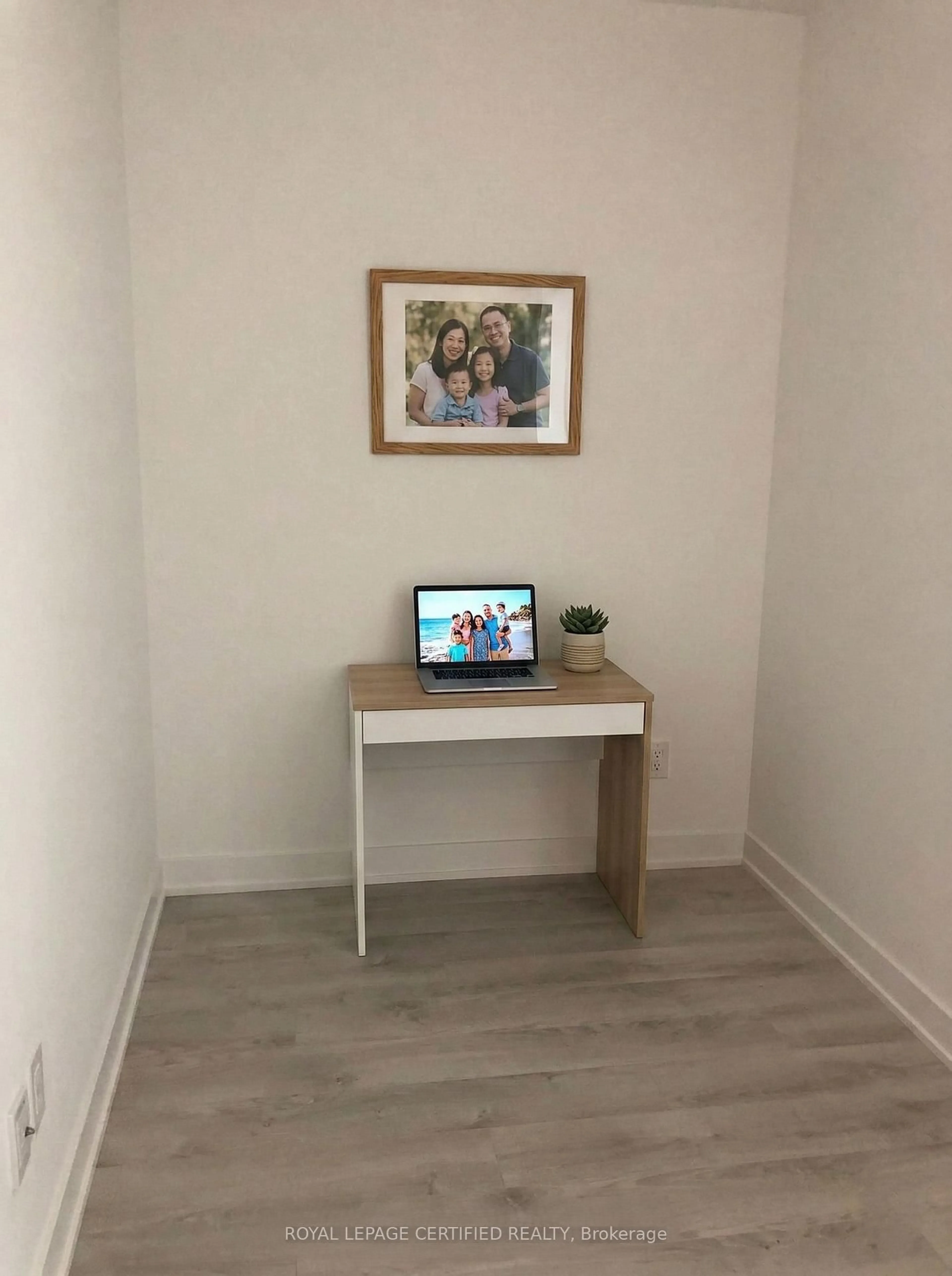 A pic of a room for 160 Flemington Rd #1409, Toronto Ontario M6A 2P4