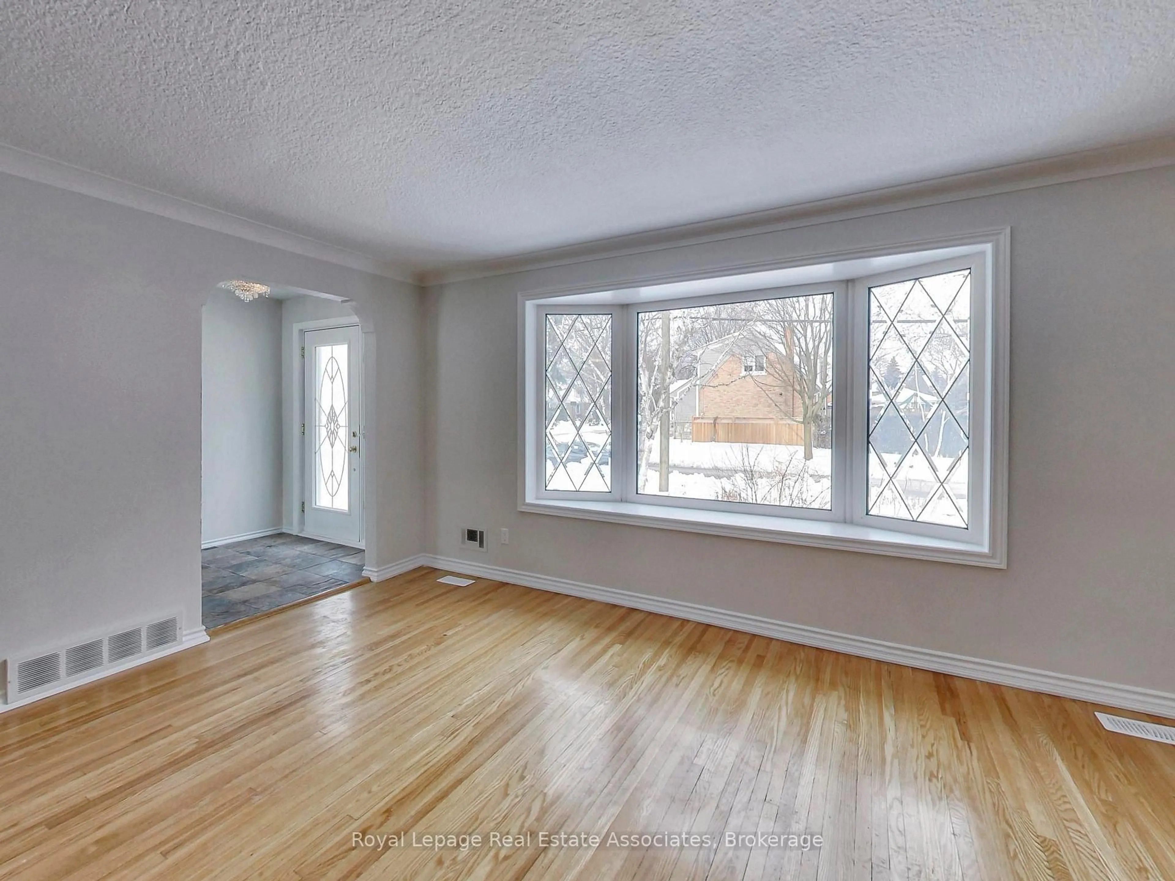 A pic of a room for 9 Beaverbrook Ave, Toronto Ontario M9B 2M8