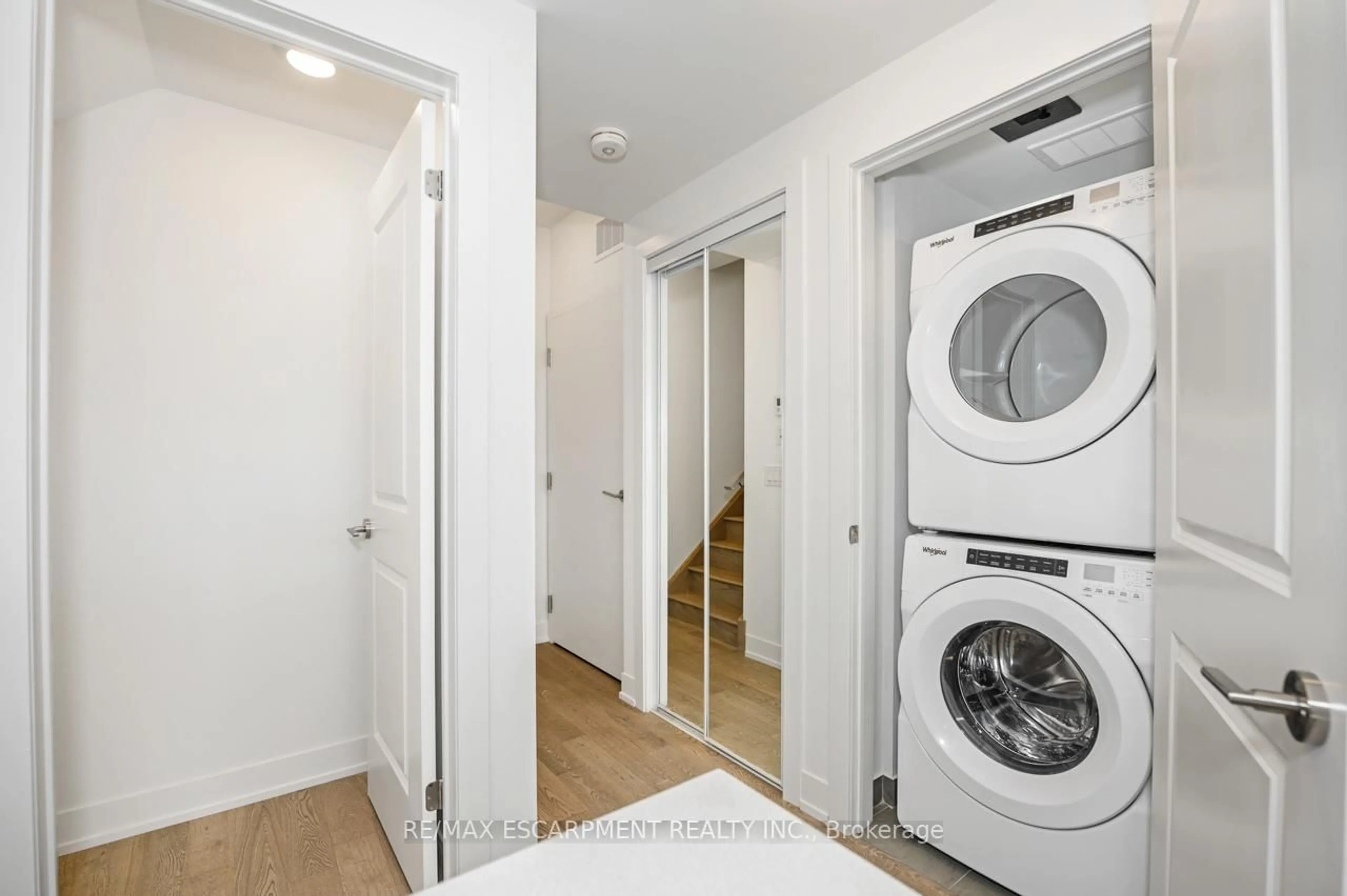 Laundry room for 1075 Douglas McCurdy Common #251, Mississauga Ontario L5G 0C6