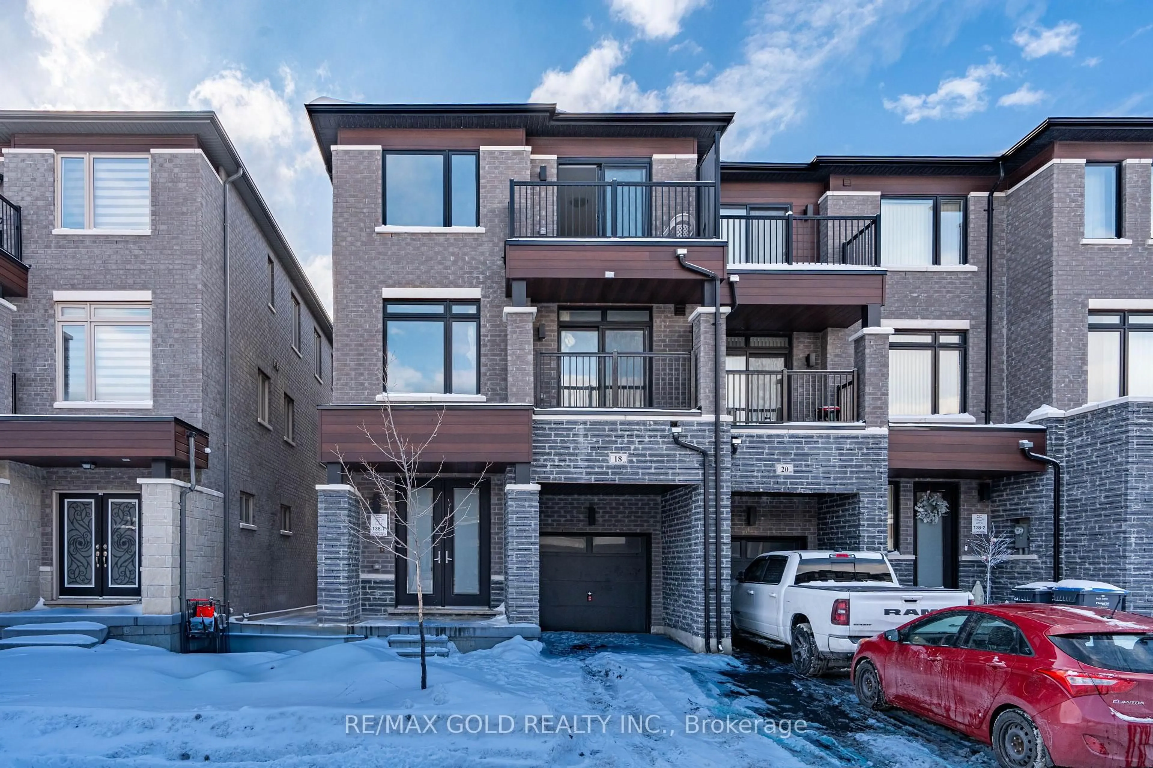 Home with brick exterior material, unknown for 18 Haydrop Rd, Brampton Ontario L6P 4P3