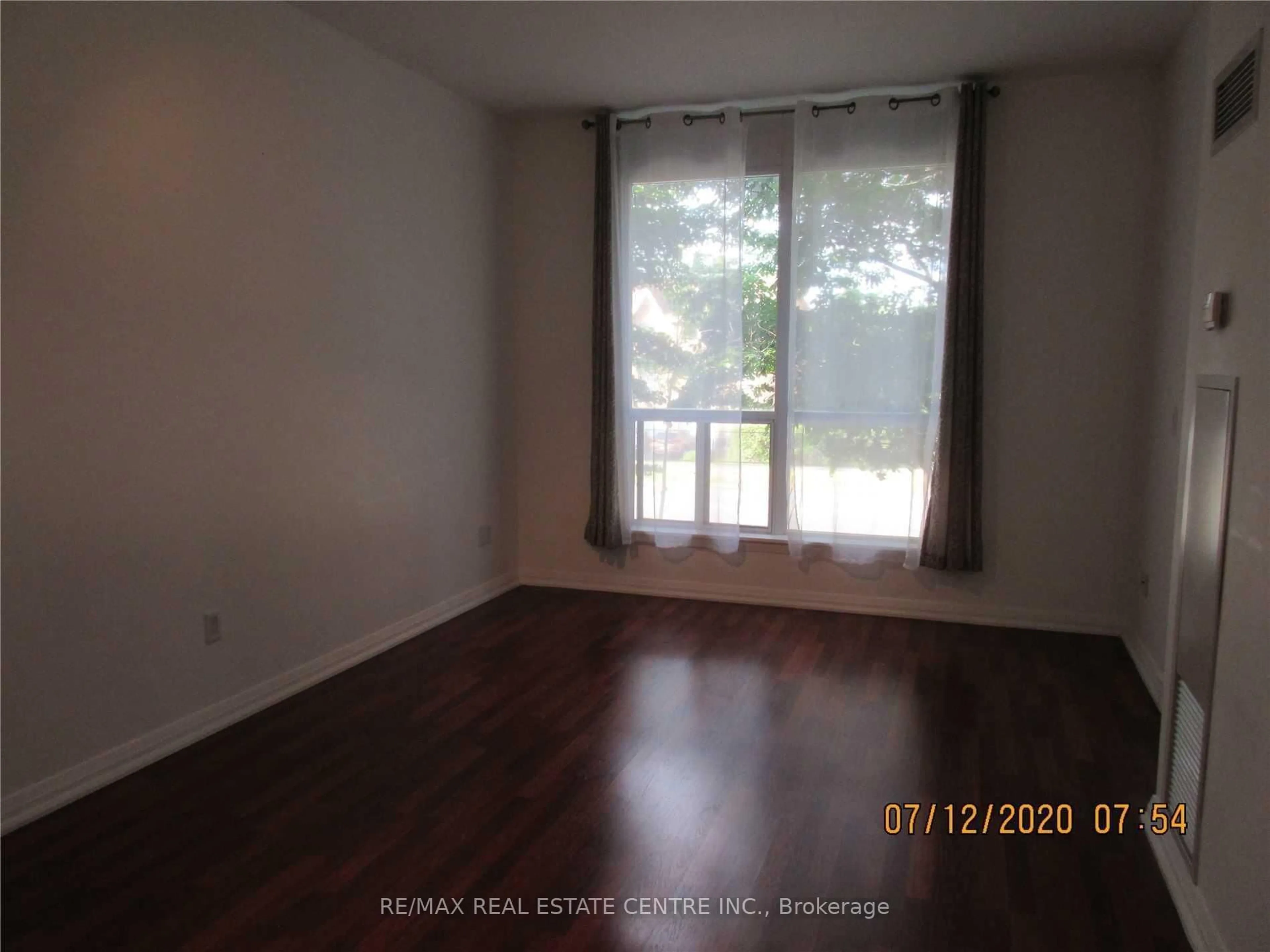 A pic of a room for 220 Forum Dr #TH#111, Mississauga Ontario L4Z 4K1