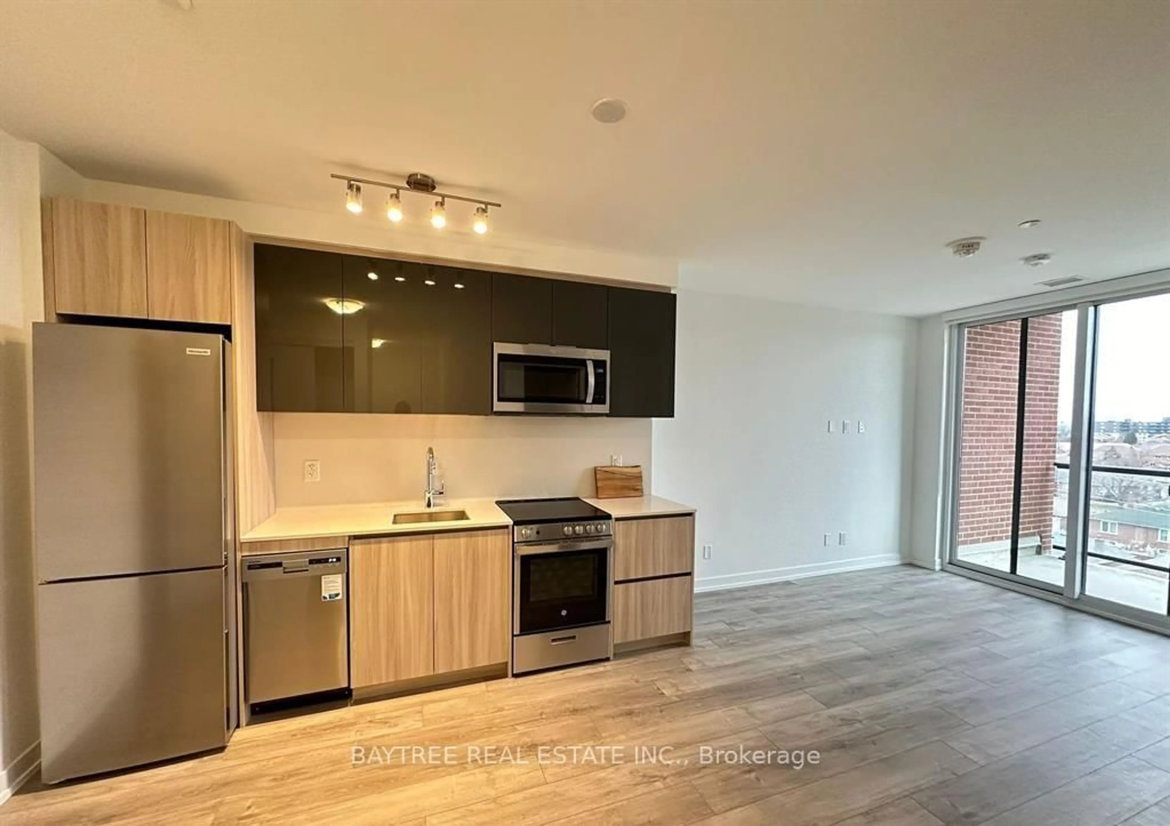 Open concept kitchen, unknown for 3100 Keele St, Toronto Ontario M3M 0E1