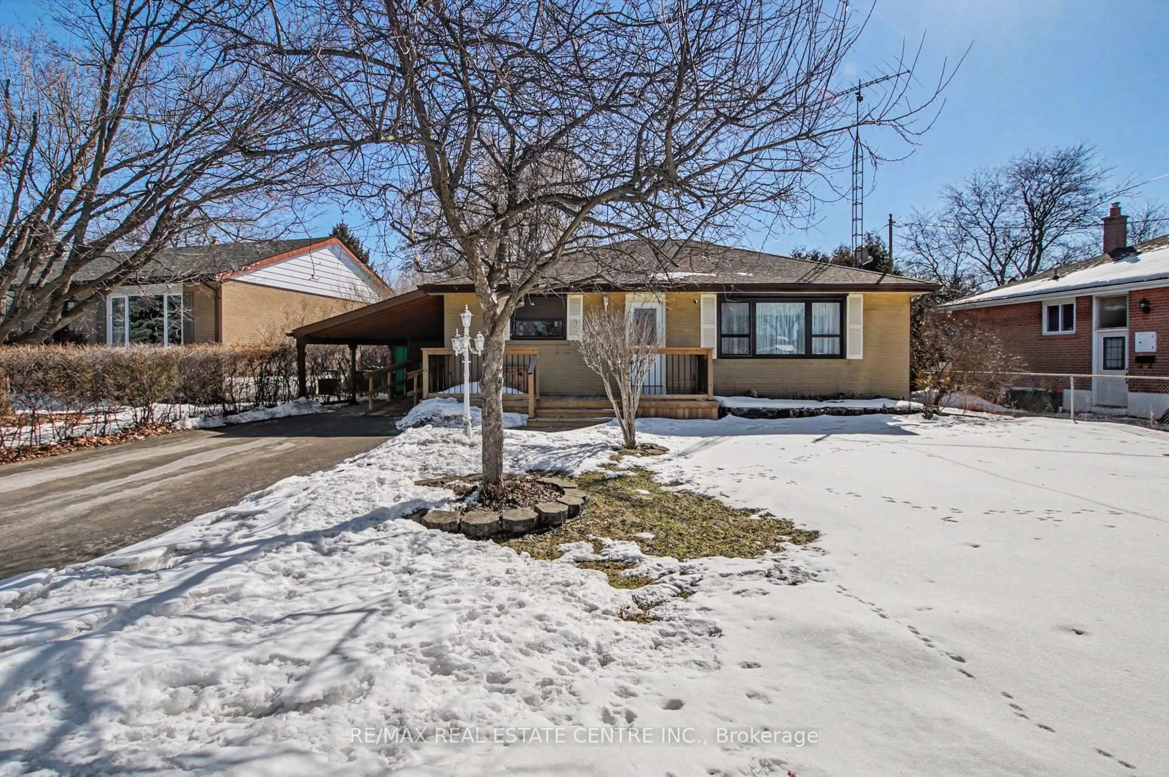 Unknown for 112 Anne Blvd, Milton Ontario L9T 1A3