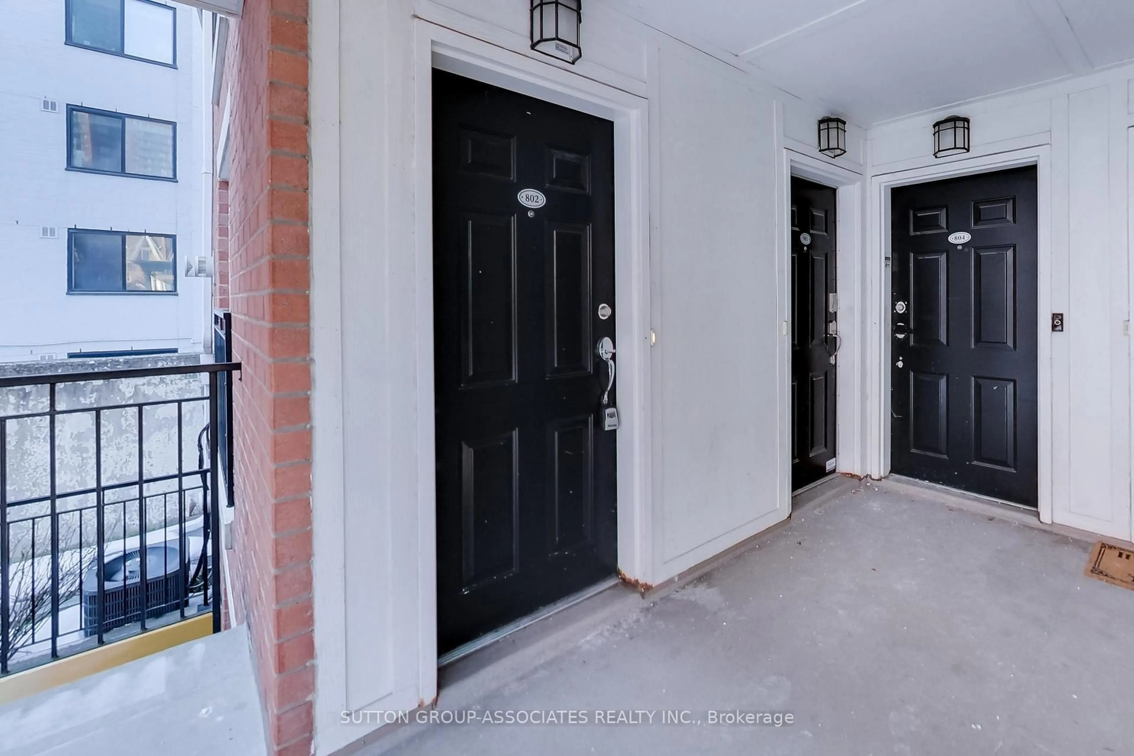 Indoor foyer for 12 Laidlaw St #802, Toronto Ontario M6K 1X2