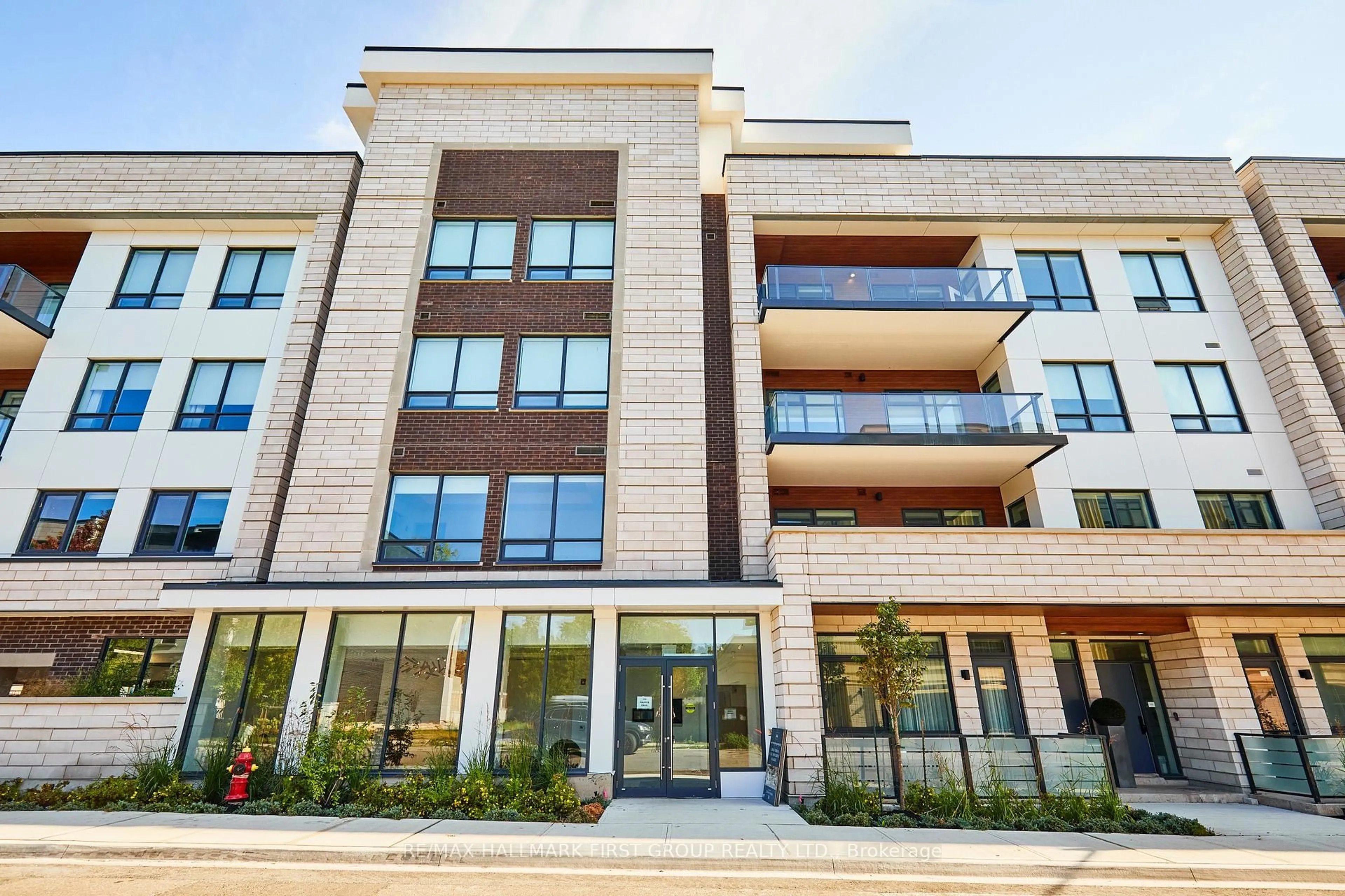 Home with brick exterior material, building for 123 Maurice Dr #407, Oakville Ontario L6K 2W6