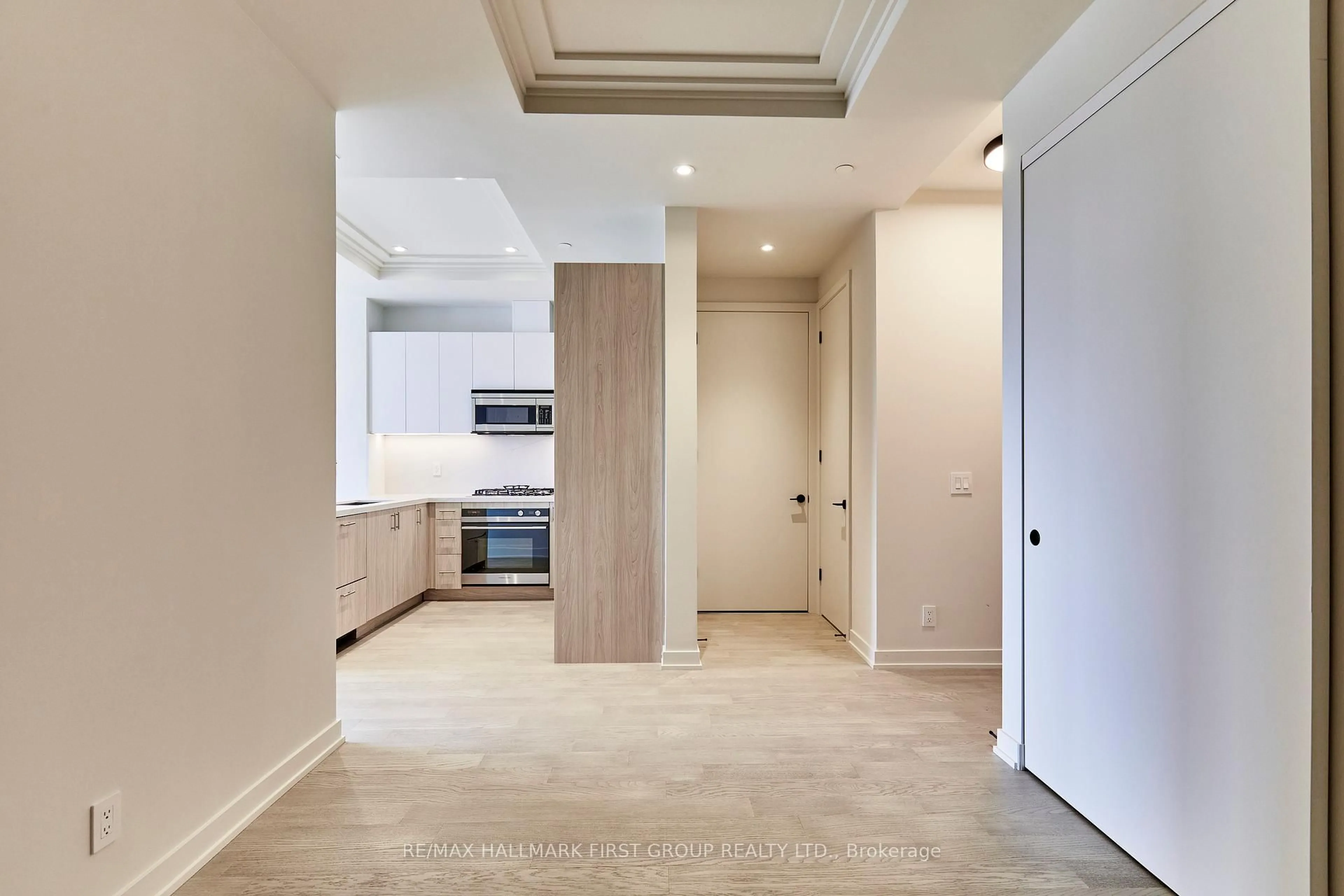 A pic of a room for 123 Maurice Dr #407, Oakville Ontario L6K 2W6