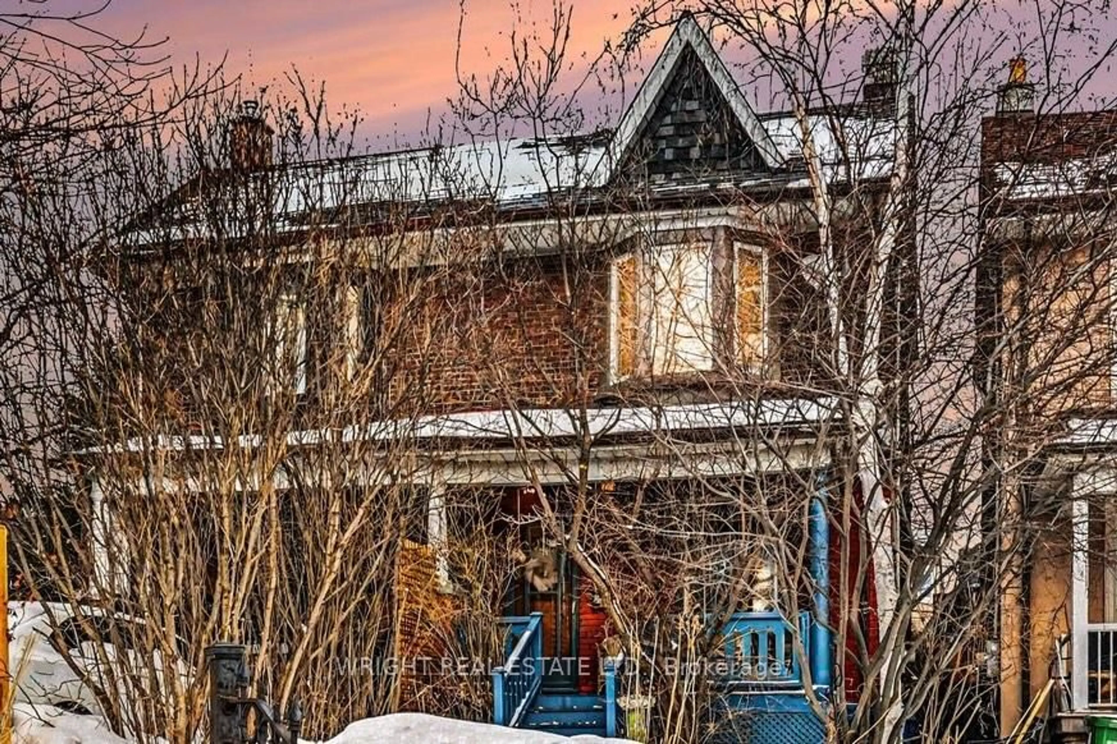 Unknown for 1273 Lansdowne Ave, Toronto Ontario M6H 3Z9