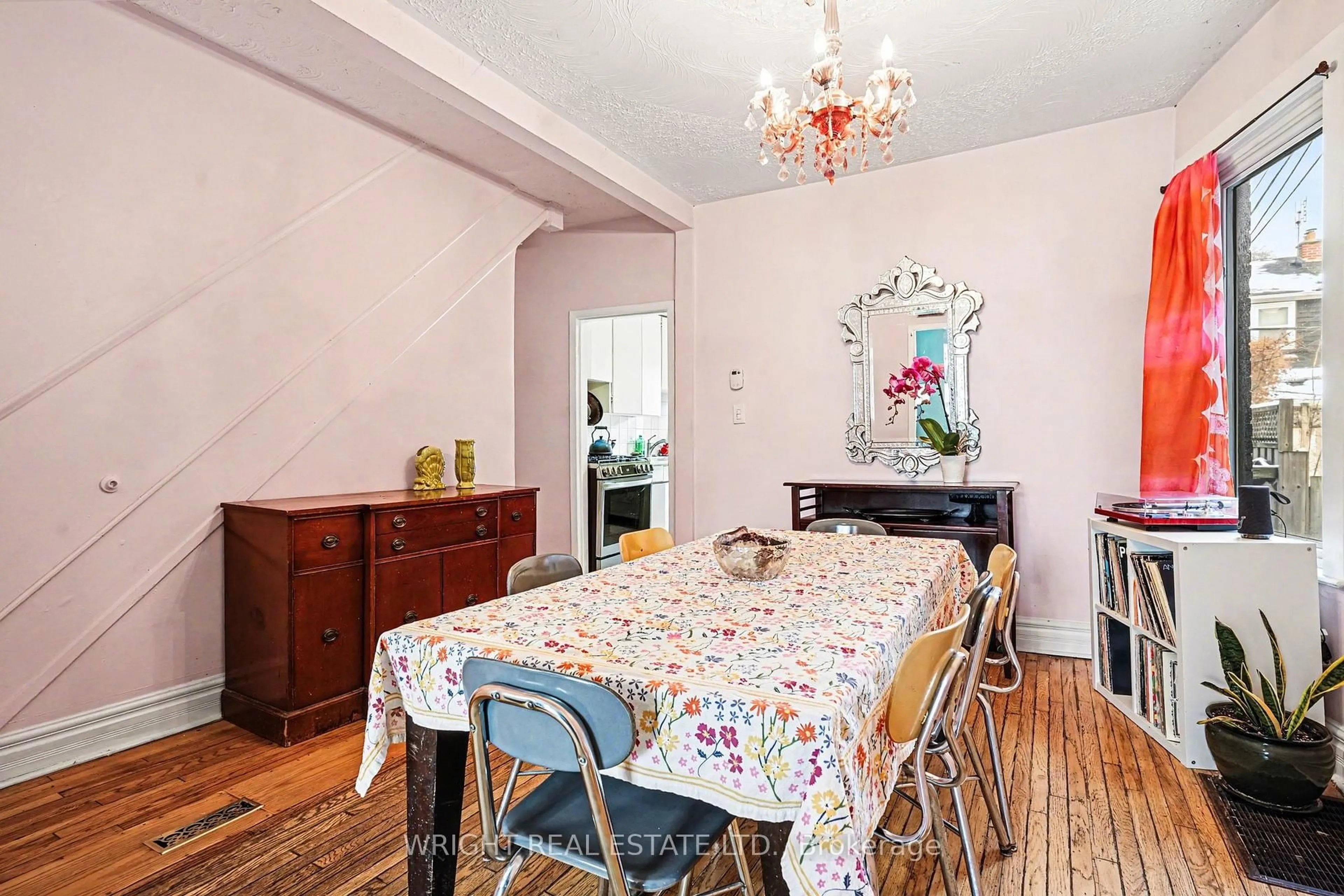 Dining room, unknown for 1273 Lansdowne Ave, Toronto Ontario M6H 3Z9