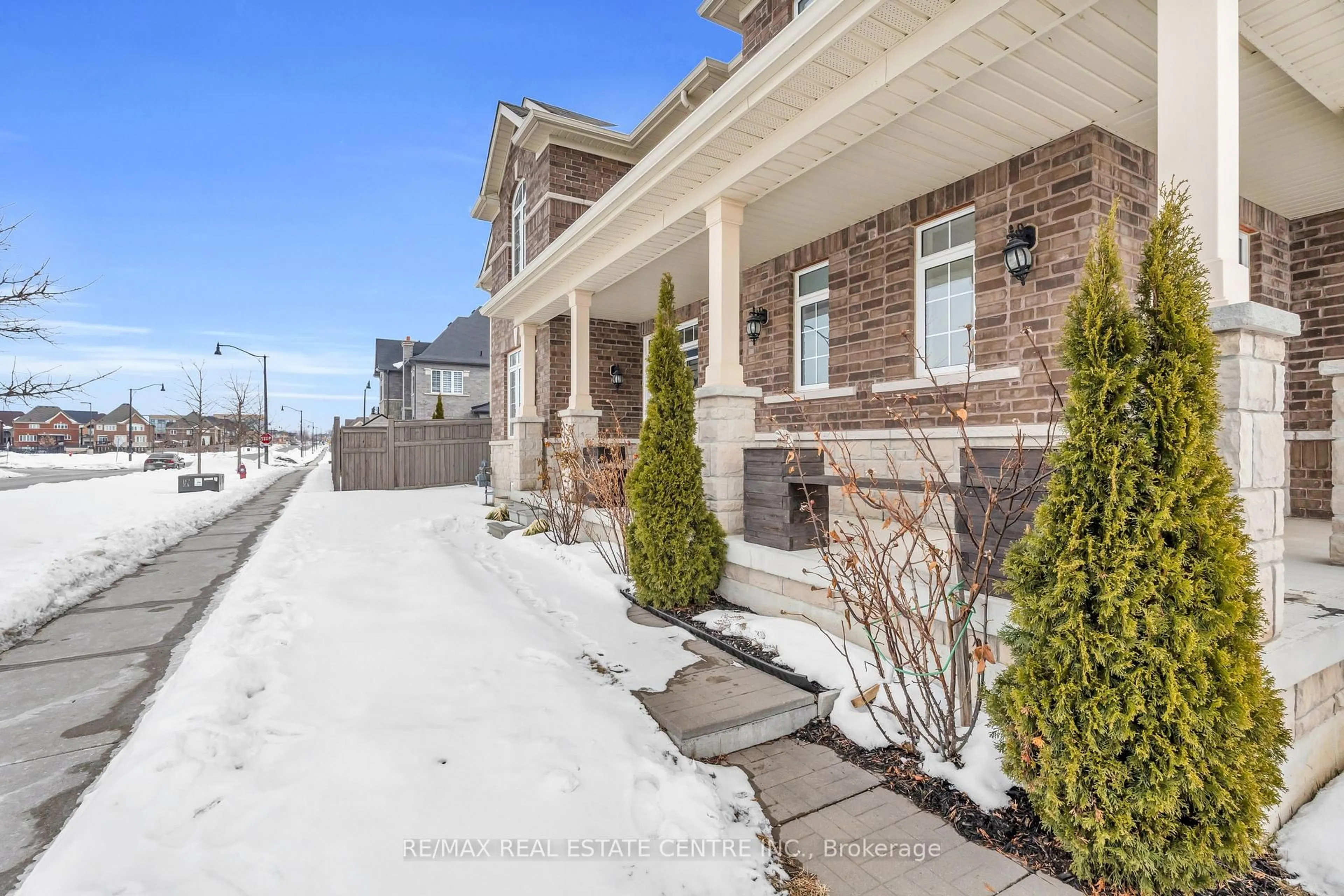 Unknown for 1 Perdita Rd, Brampton Ontario L6Y 6B1