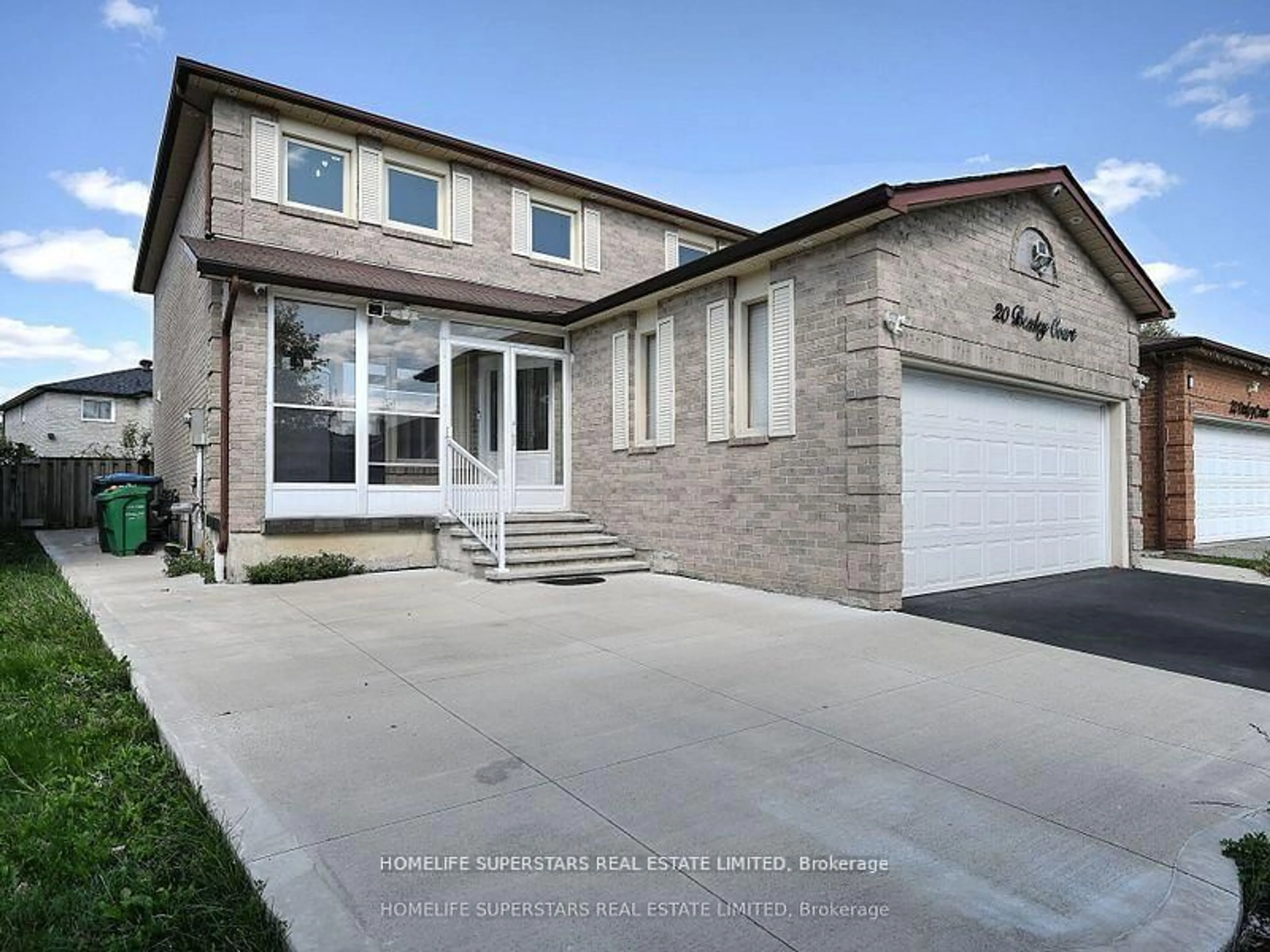 Home with brick exterior material, street for 20 Bexley Crt, Brampton Ontario L6W 4B2