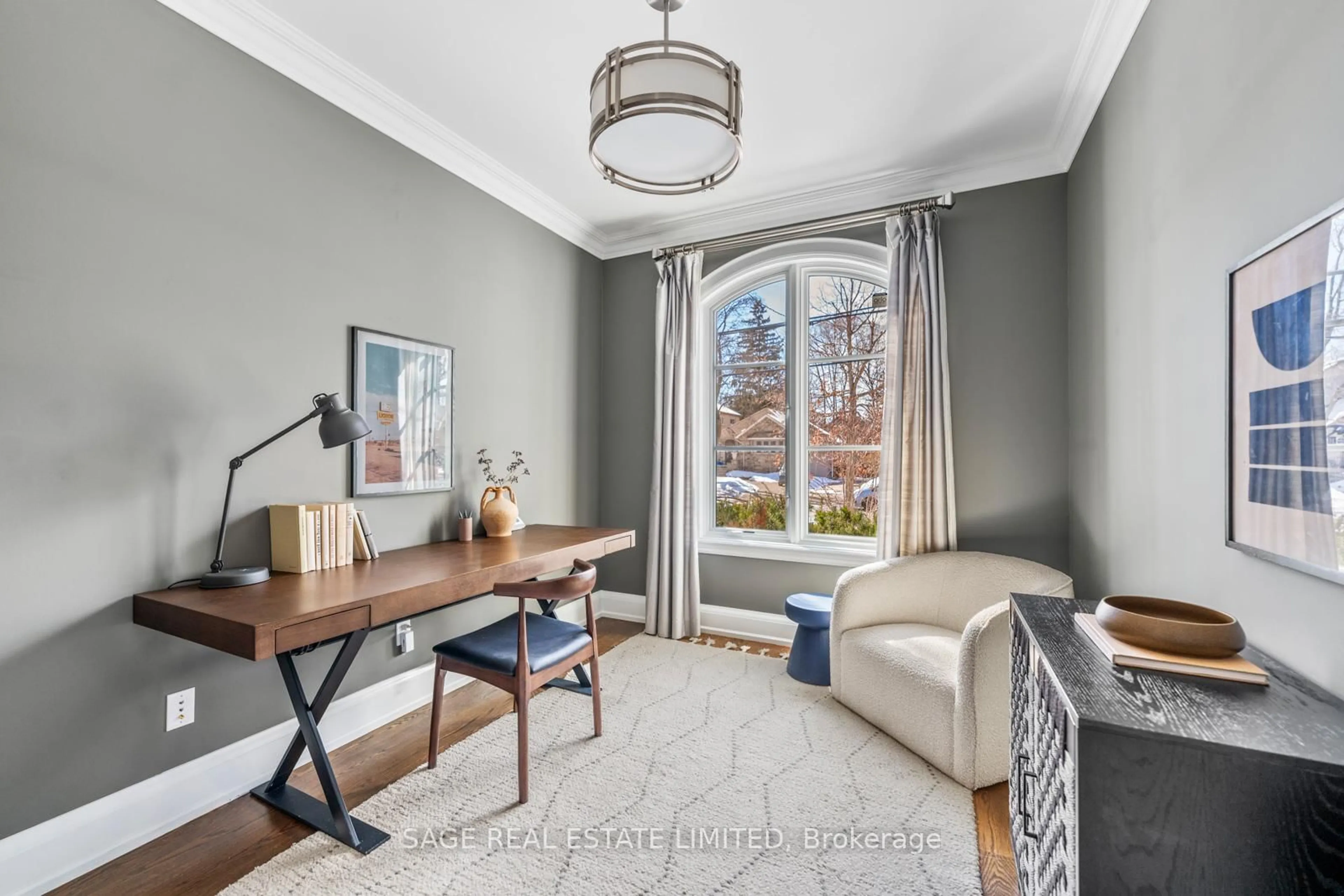 Living room with furniture, unknown for 925 Royal York Rd, Toronto Ontario M8Y 2V8