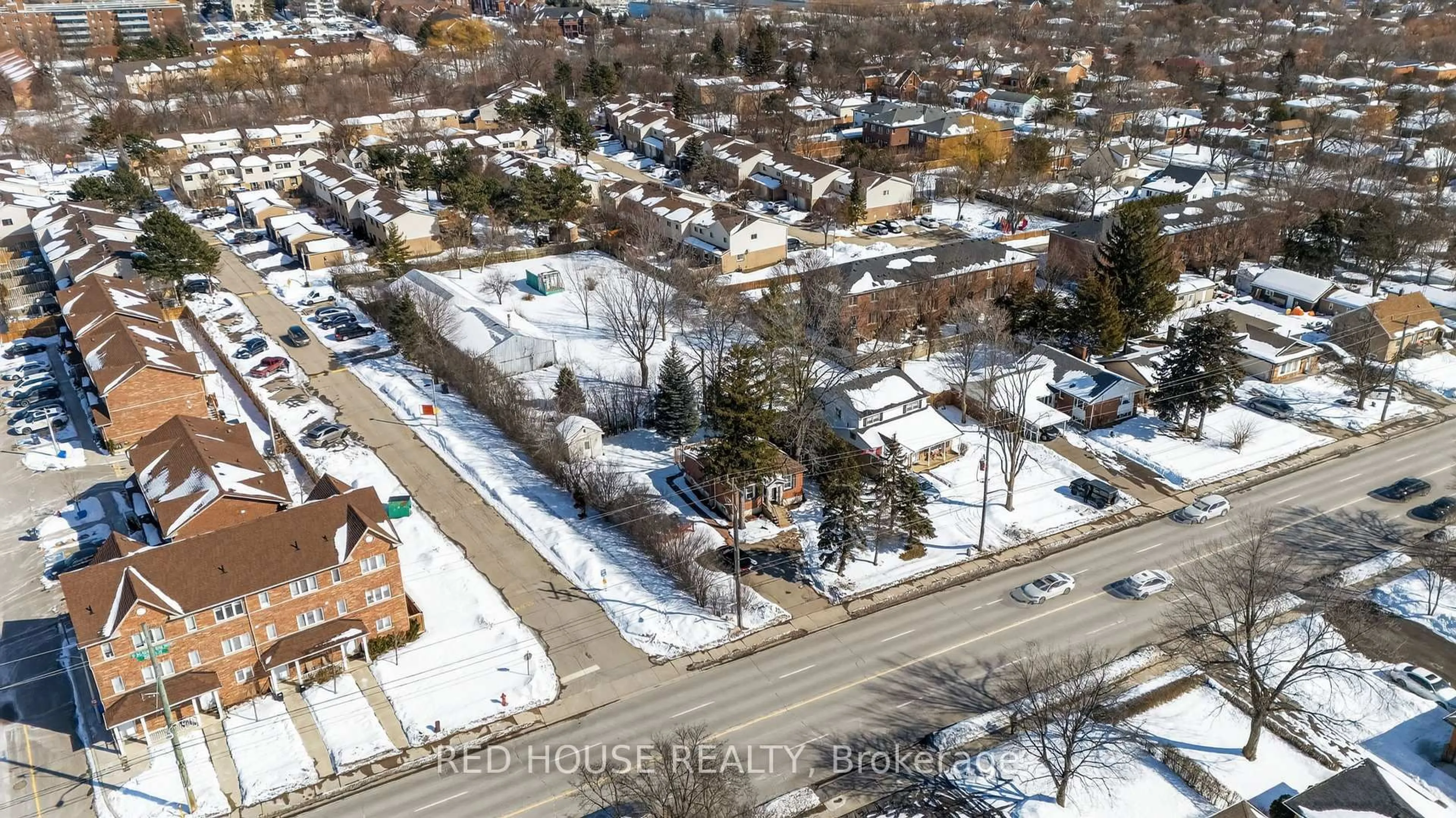 A pic from outside/outdoor area/front of a property/back of a property/a pic from drone, street for 53 MCLAUGHLIN Rd, Brampton Ontario L6X 1E9