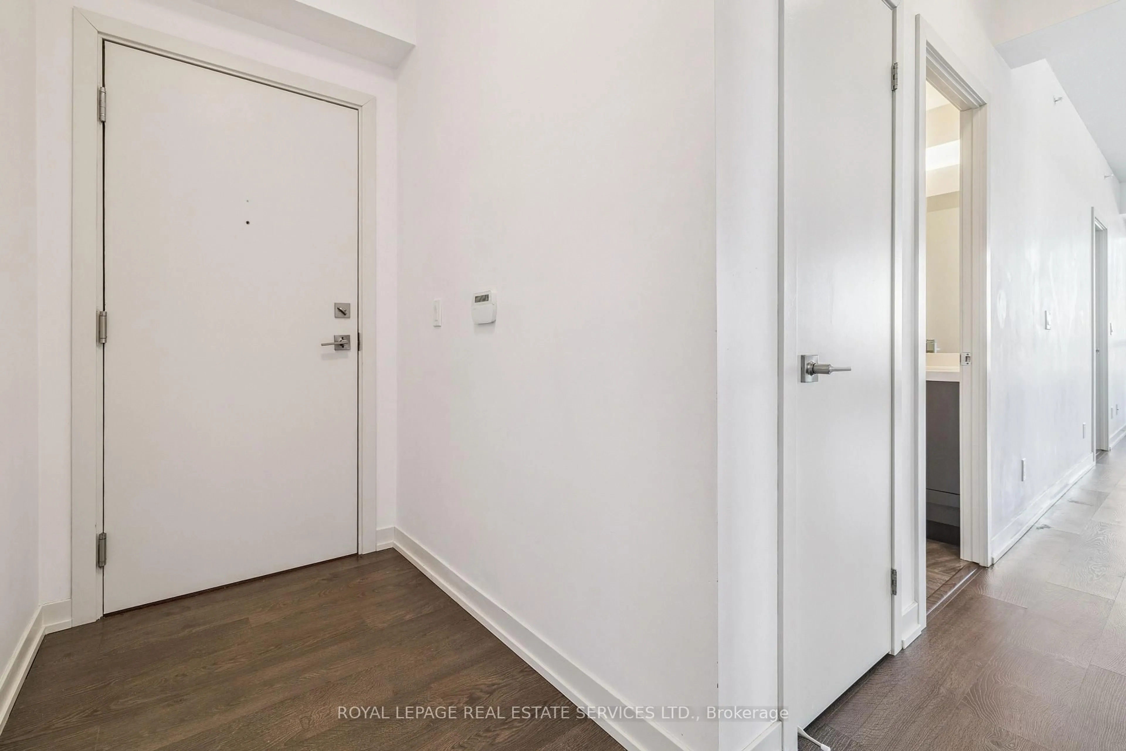 Unknown for 2087 Fairview St #1209, Burlington Ontario L7R 0E5