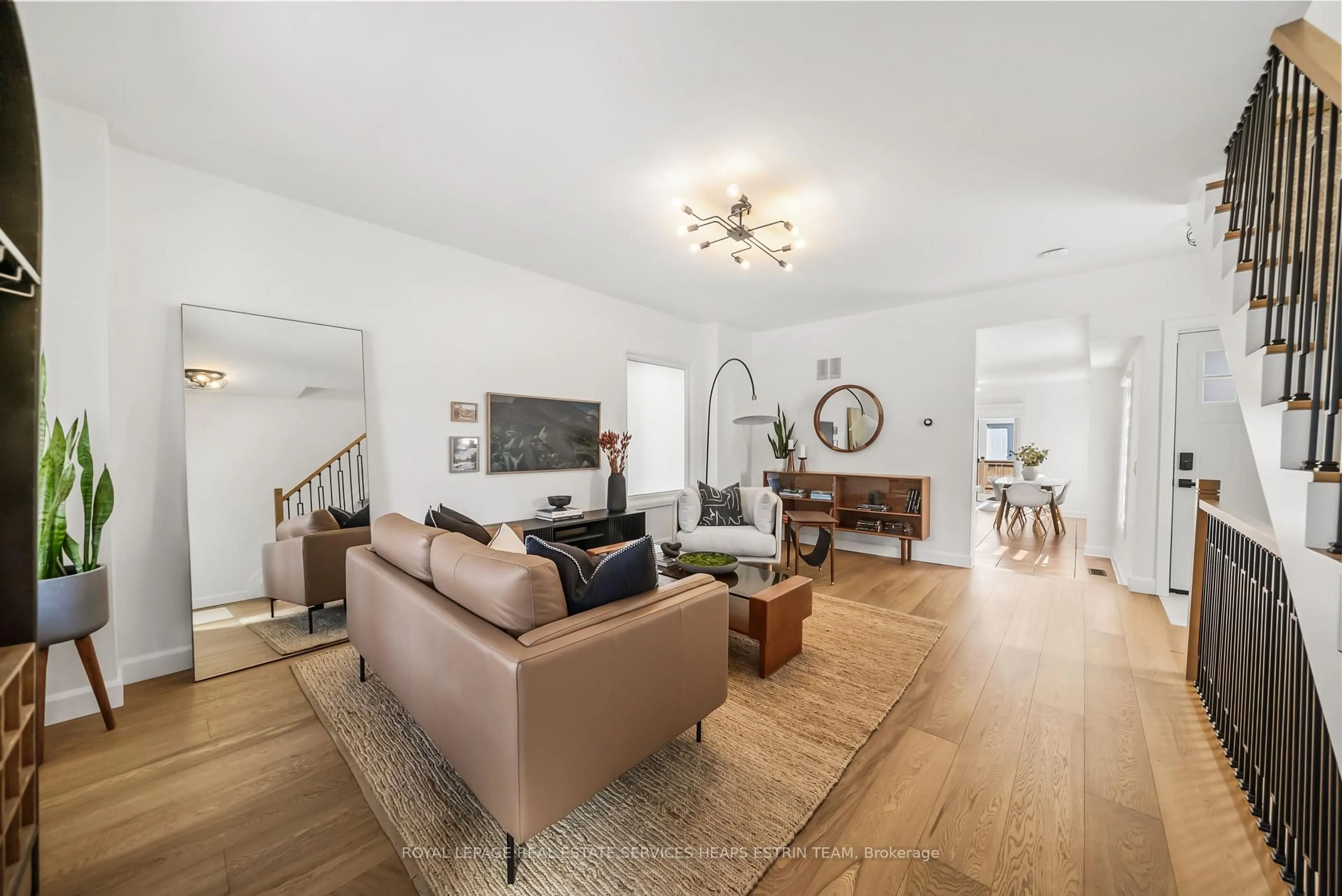 Living room with furniture, unknown for 237 Silverthorn Ave, Toronto Ontario M6N 3K2