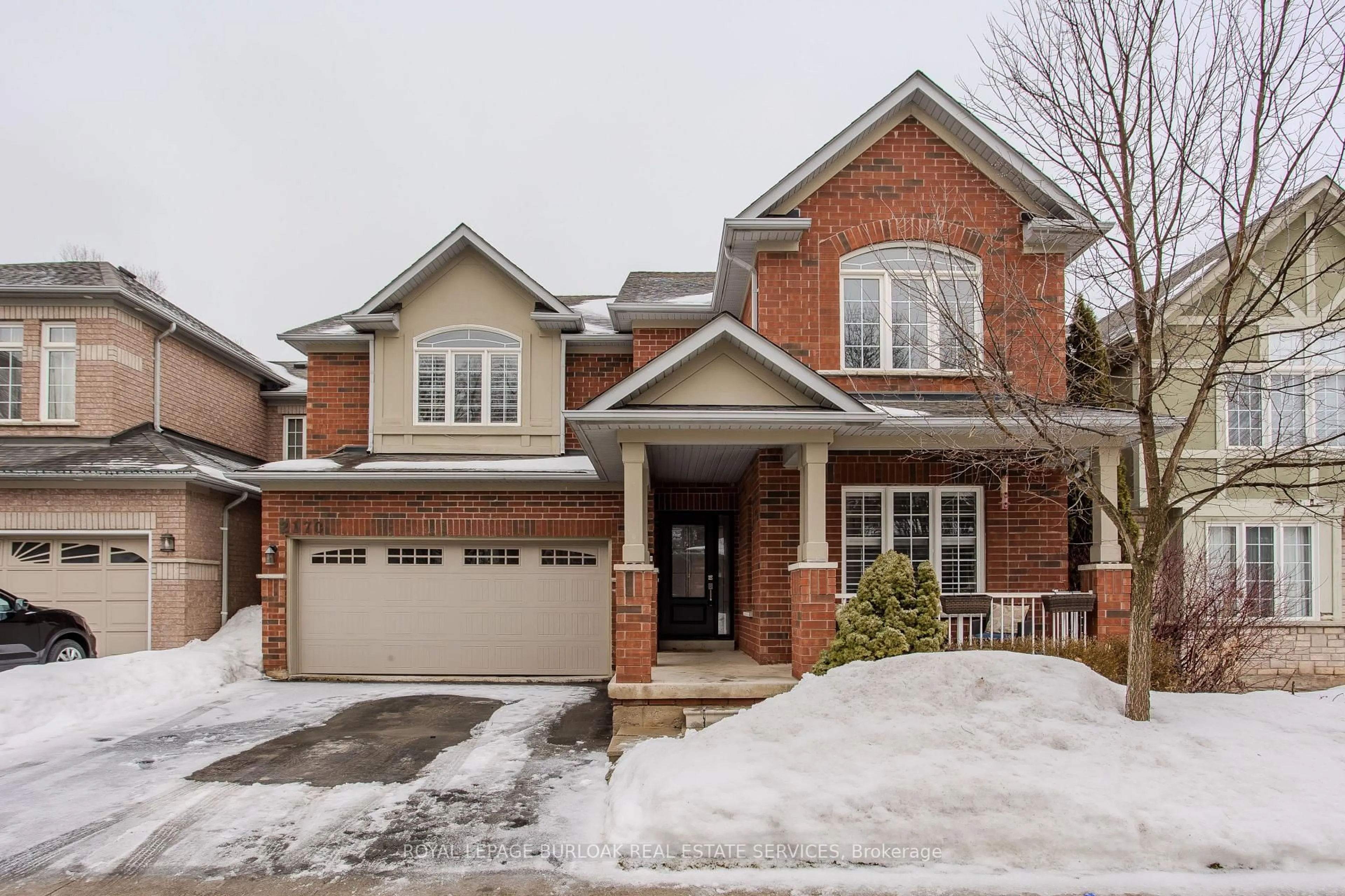 Home with brick exterior material, street for 2170 Jardine Cres, Burlington Ontario L7L 7K1