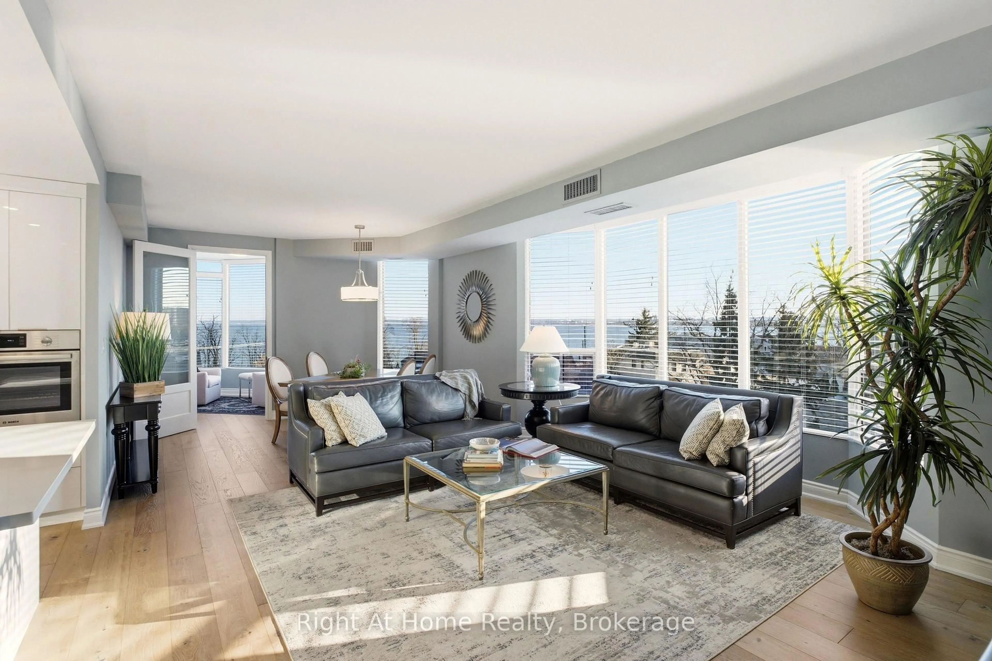 Living room with furniture, unknown for 2121 Lakeshore Rd #603, Burlington Ontario L7R 1C9