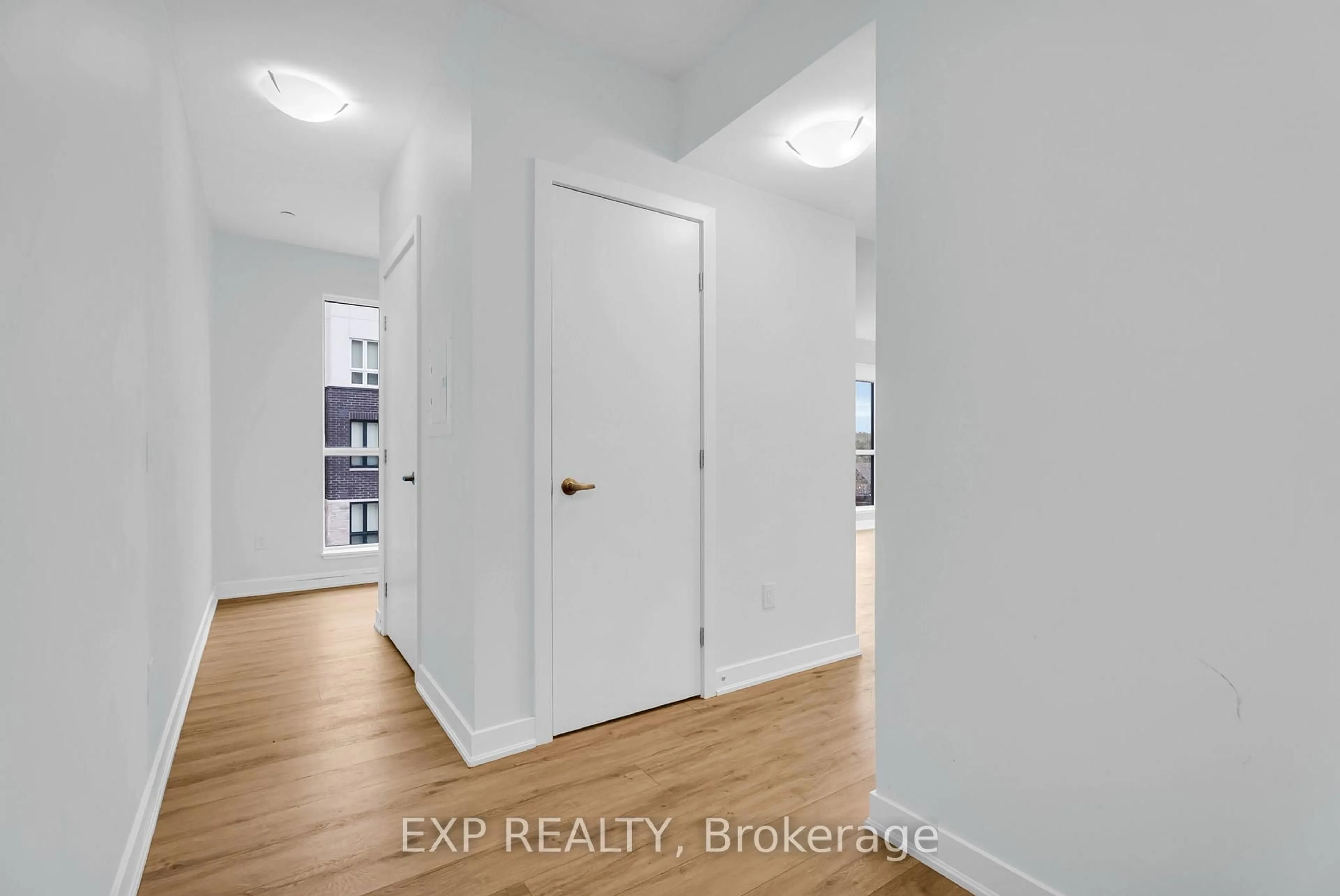 Indoor entryway for 340 Plains Rd #302, Burlington Ontario L7T 0C2