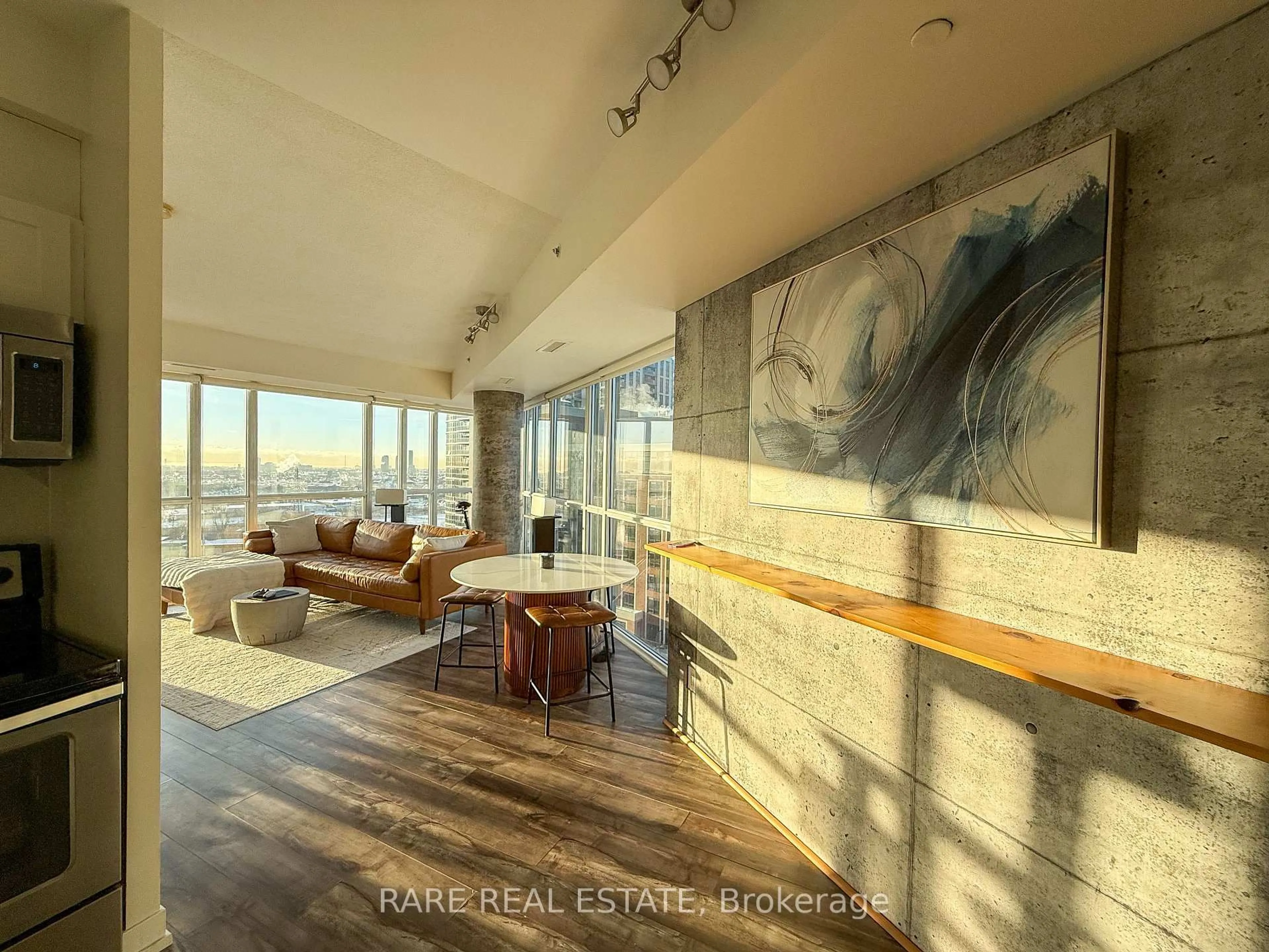 Unknown for 5101 Dundas St #1009, Toronto Ontario M9A 5G8