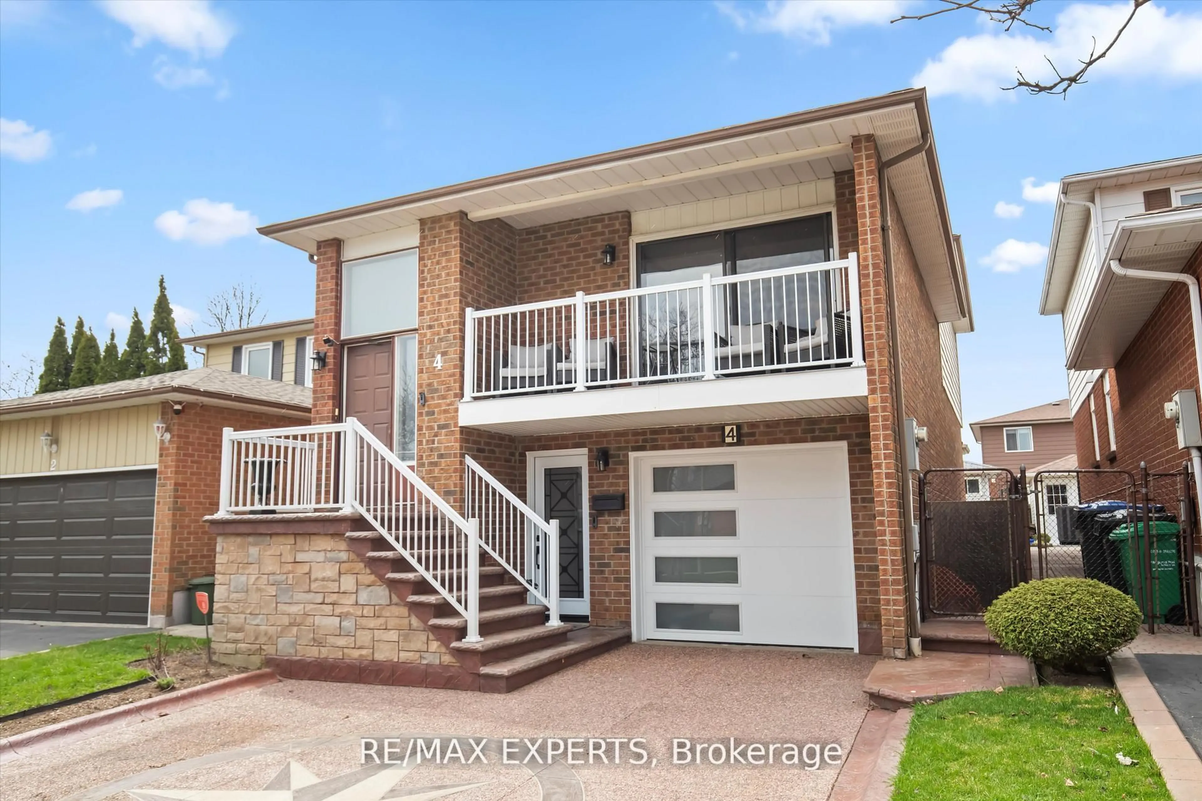 Home with brick exterior material, street for 4 Martindale Cres, Brampton Ontario L6X 2T9