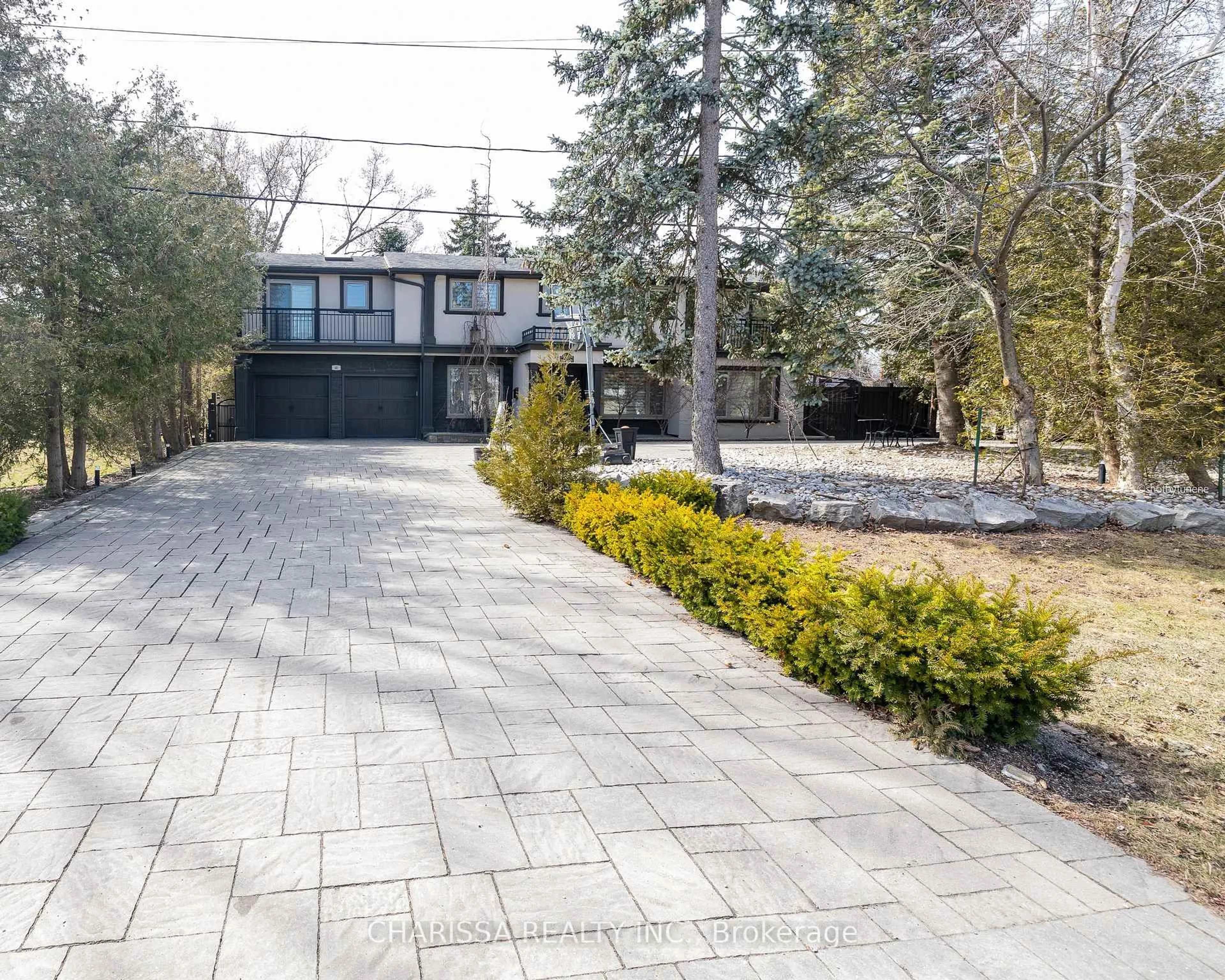 Patio, street for 60 Belvedere Dr, Oakville Ontario L6L 4B6