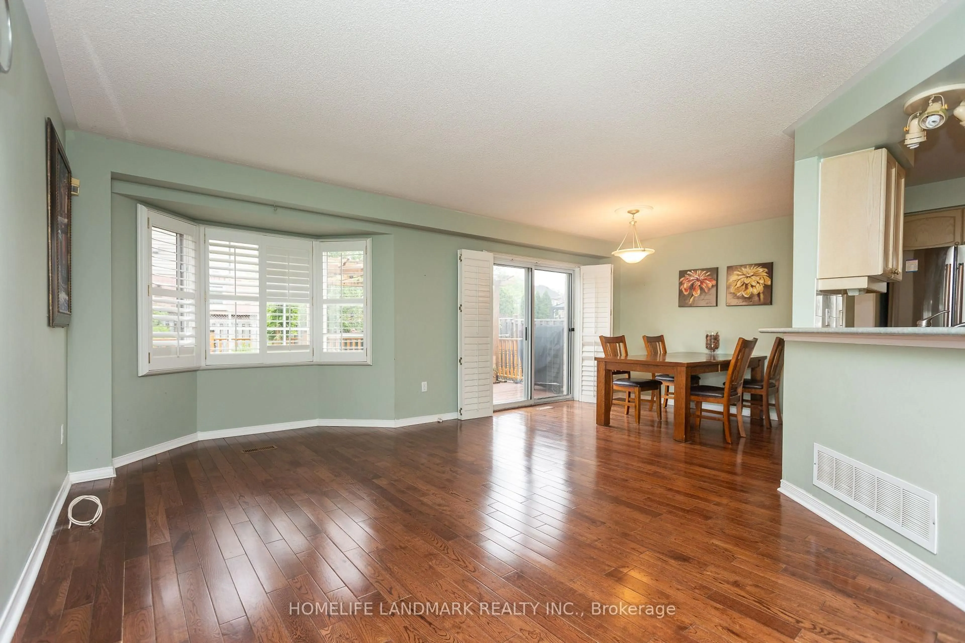 Dining room, wood/laminate floor for 5722 Greensboro Dr, Mississauga Ontario L5M 5T7