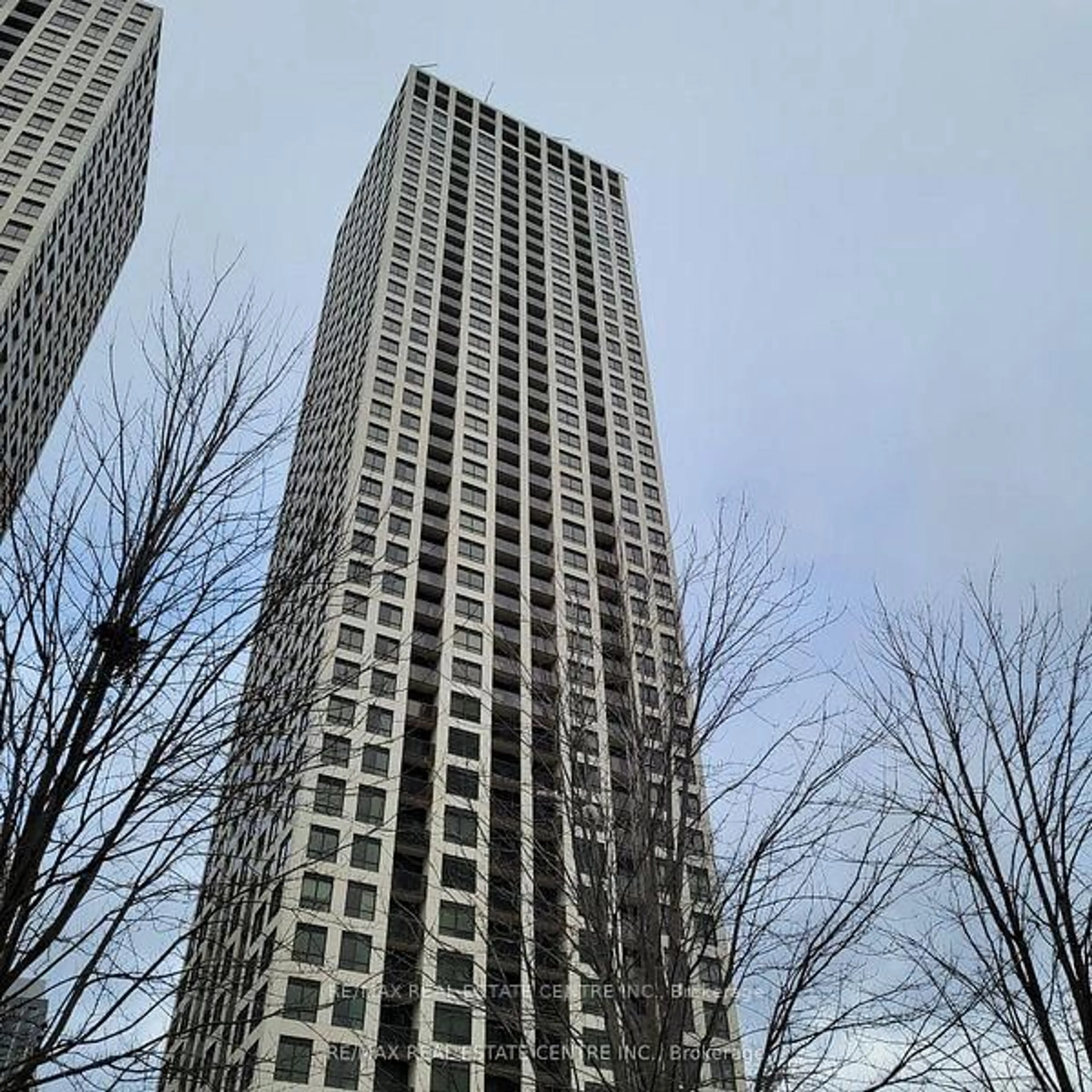 Unknown for 30 Elm Dr #1801, Mississauga Ontario L5B 0N6