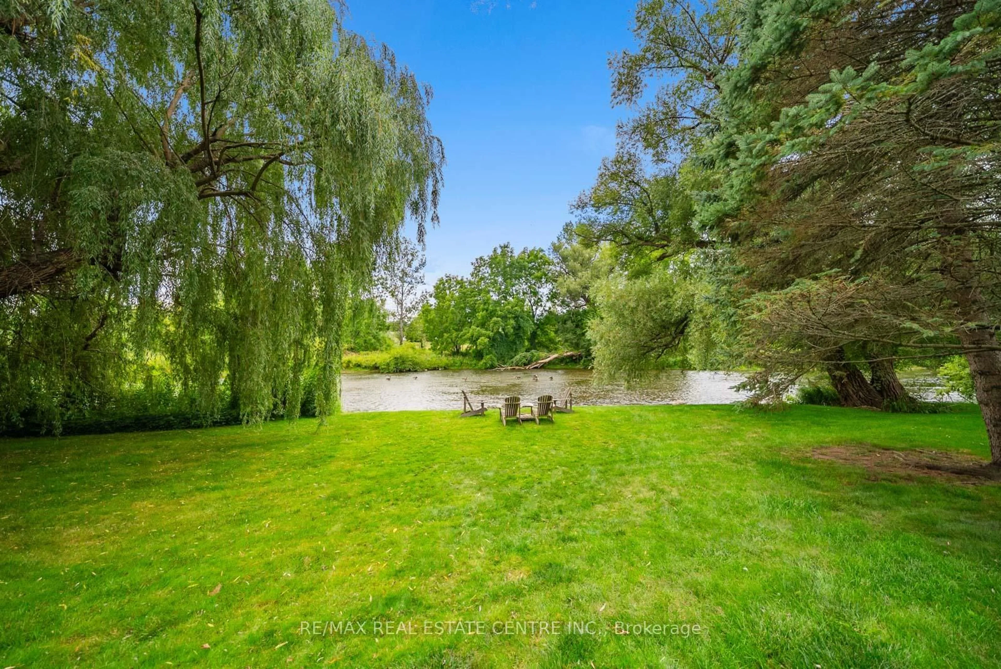 Patio, water/lake/river/ocean view for 7736 Churchville Rd, Brampton Ontario L6Y 0H5