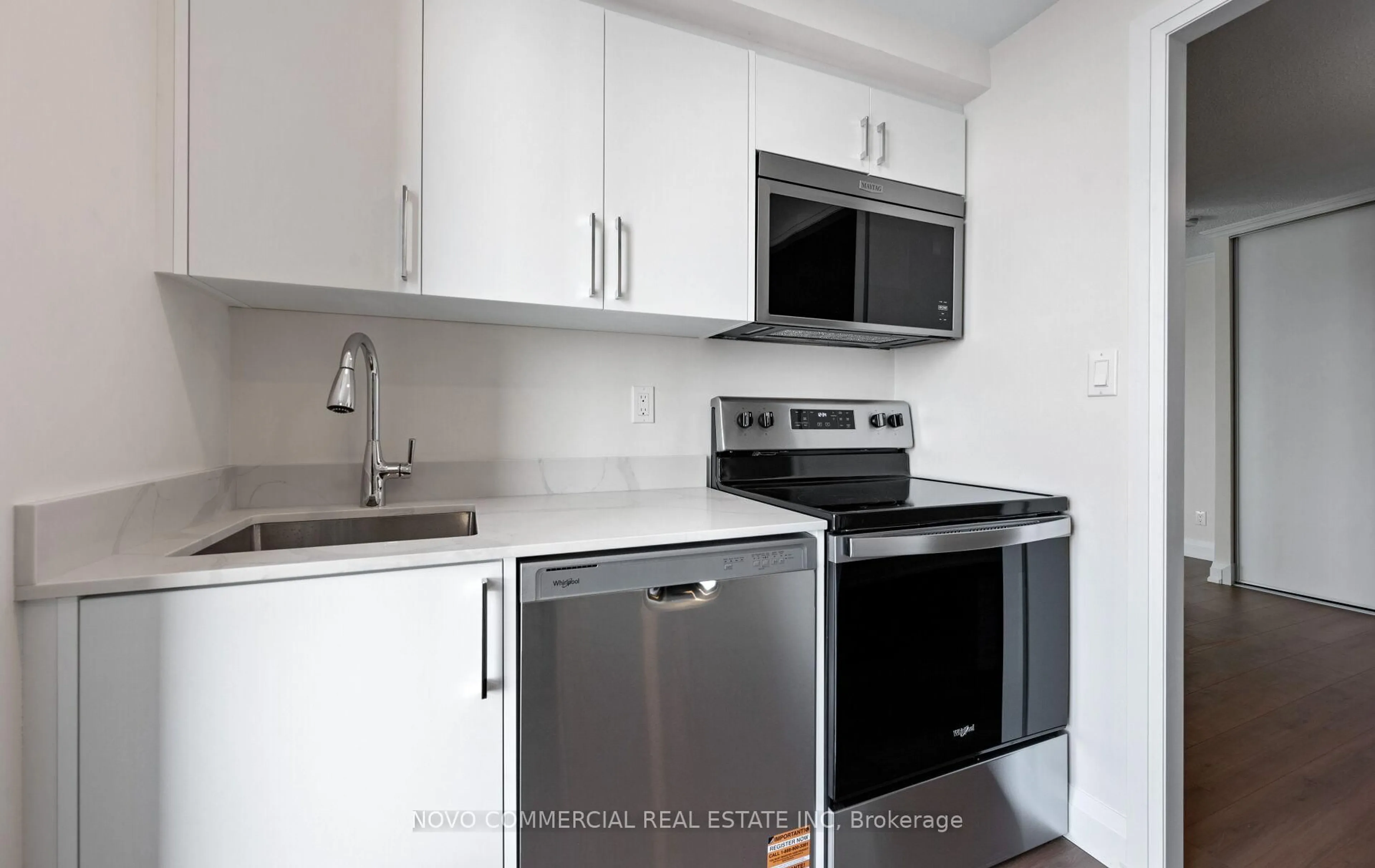 Standard kitchen, unknown for 145 Hillcrest Ave #1216, Mississauga Ontario L5B 3Z1