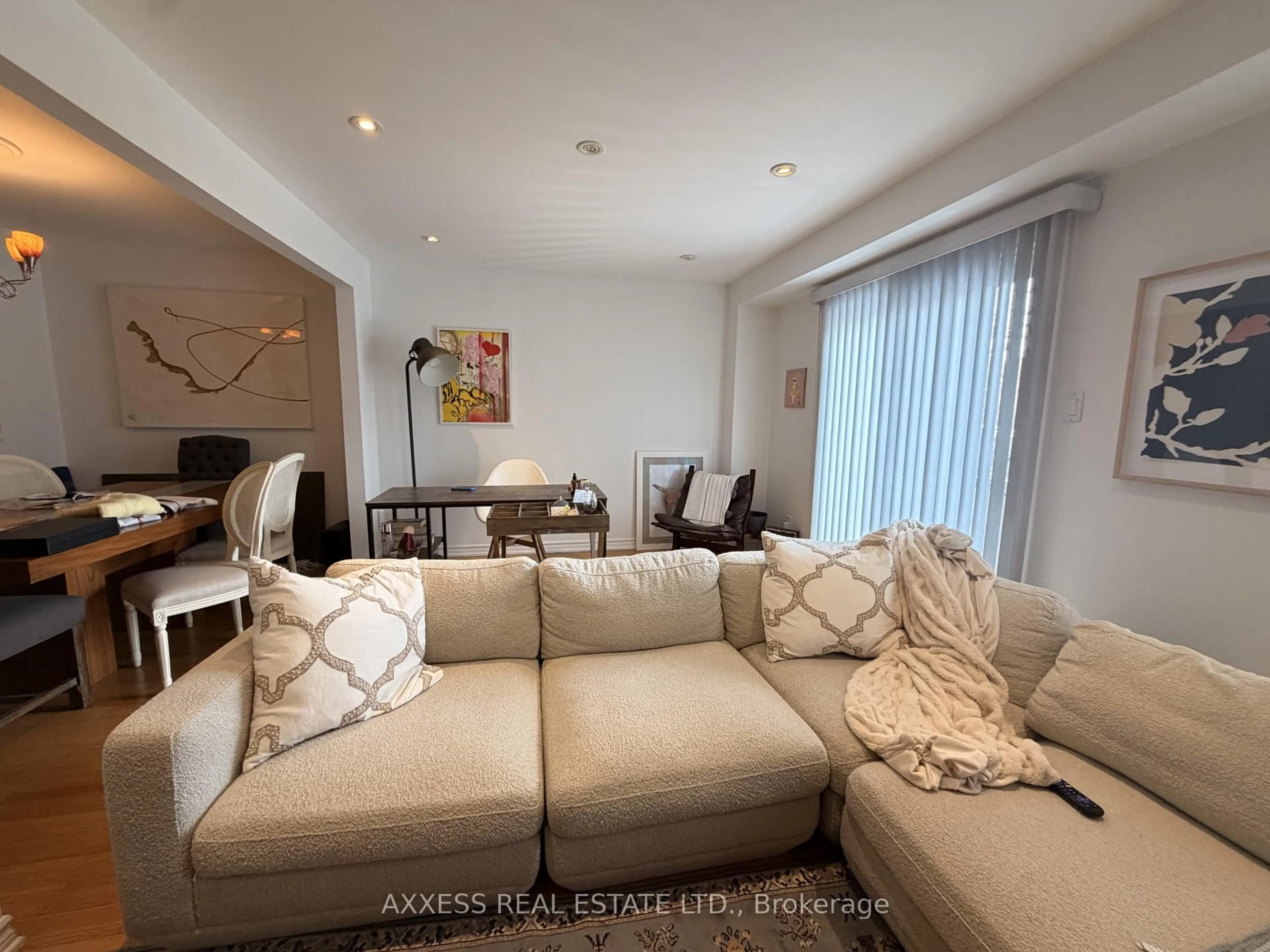 Living room with furniture, unknown for 98 BROCK St #3, Oakville Ontario L6K 2Z1