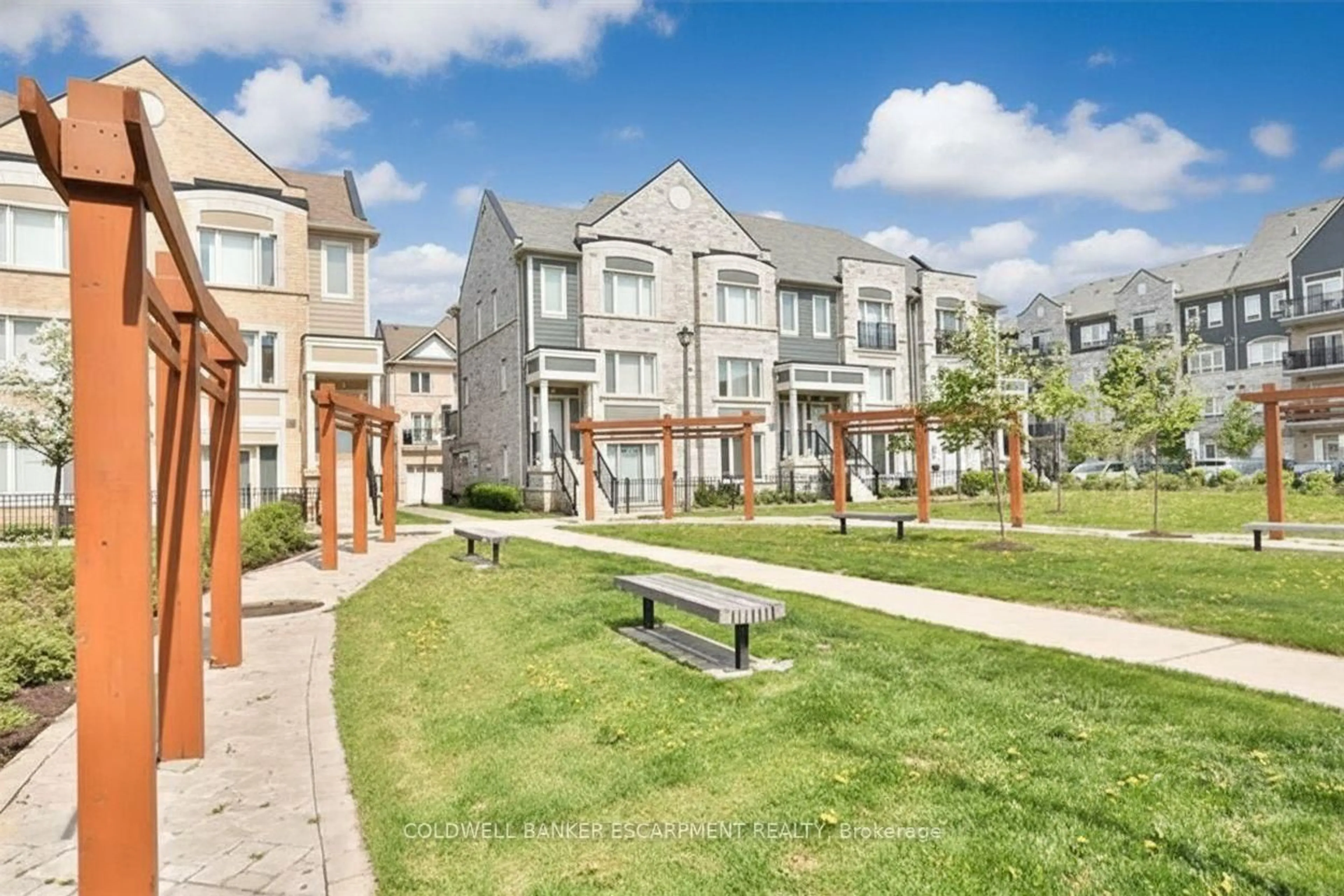 Patio, mountain view for 3050 Erin Centre Blvd #142, Mississauga Ontario L5M 0P5