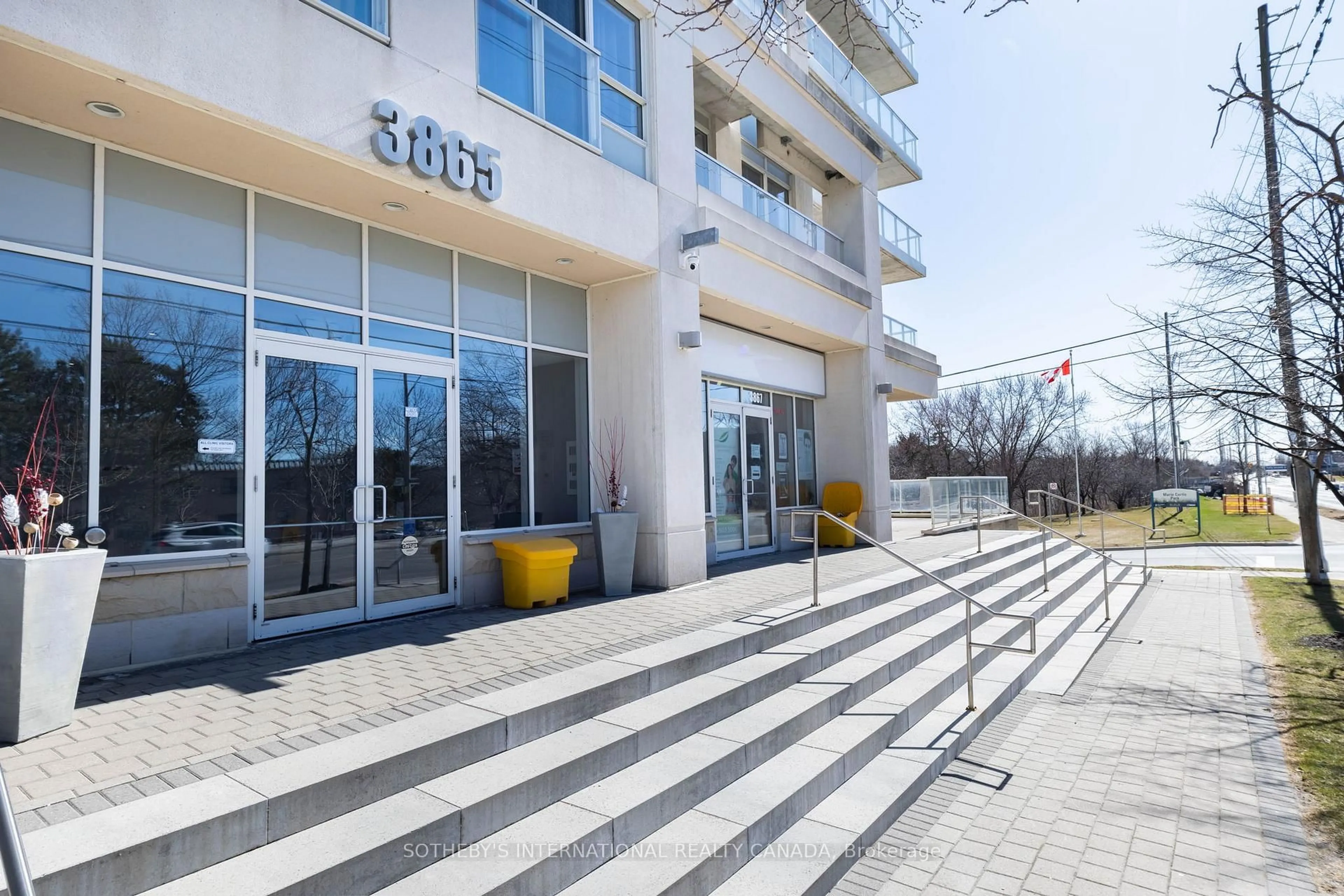 Lobby for 3865 Lake Shore Blvd #1602, Toronto Ontario M8W 0A2