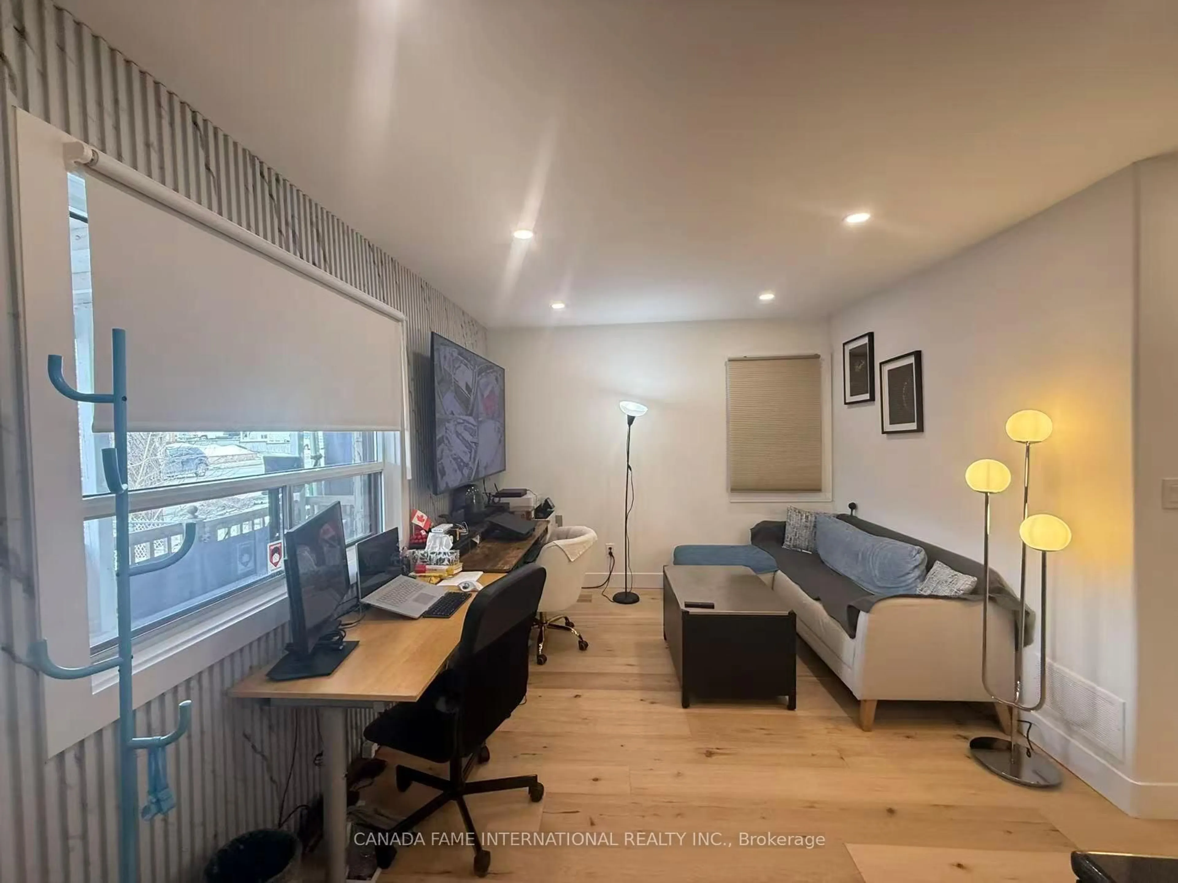 A pic of a room for 1235 Glencairn Ave, Toronto Ontario M6B 2B6