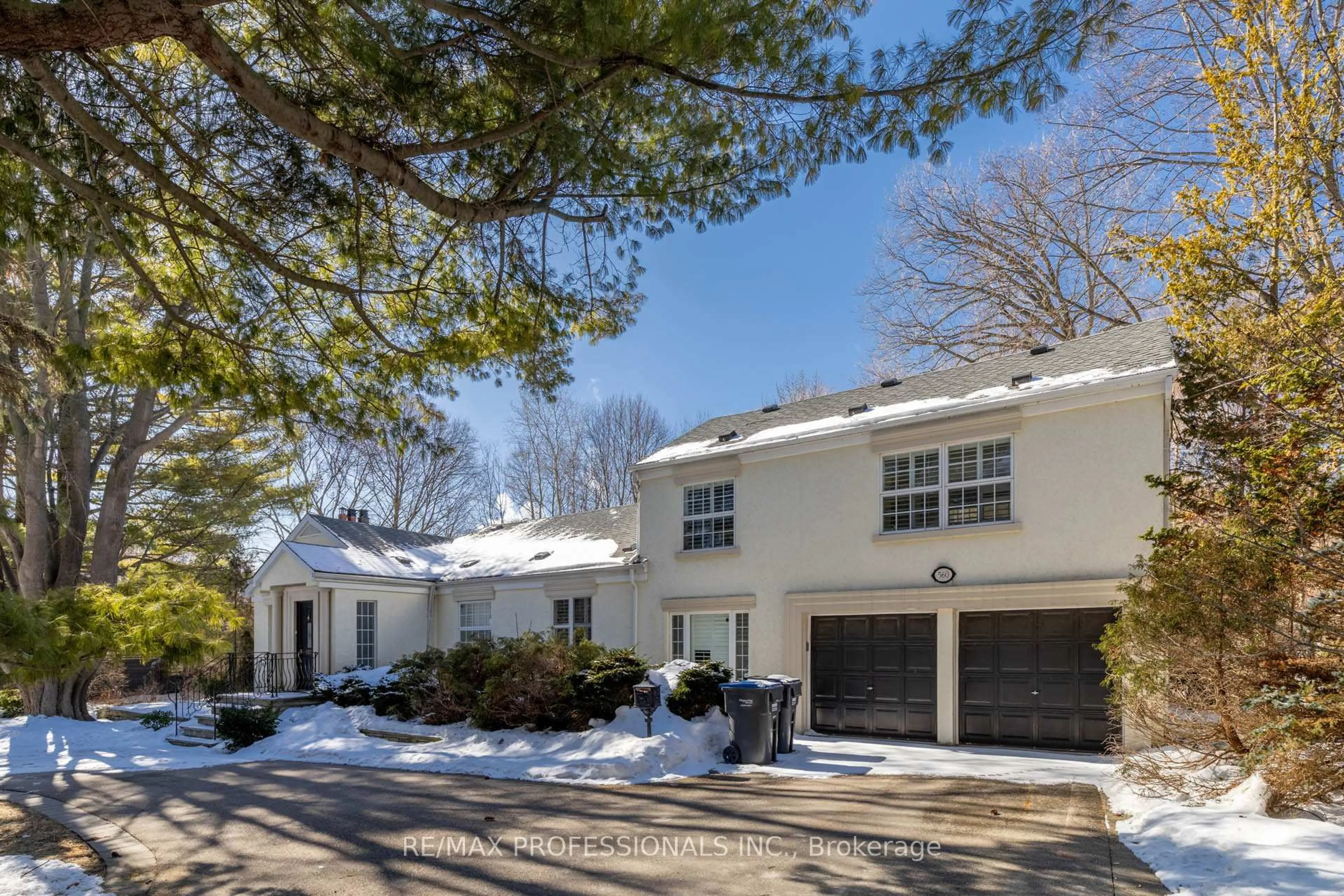 Unknown for 560 Meadow Wood Rd, Mississauga Ontario L5J 2S3