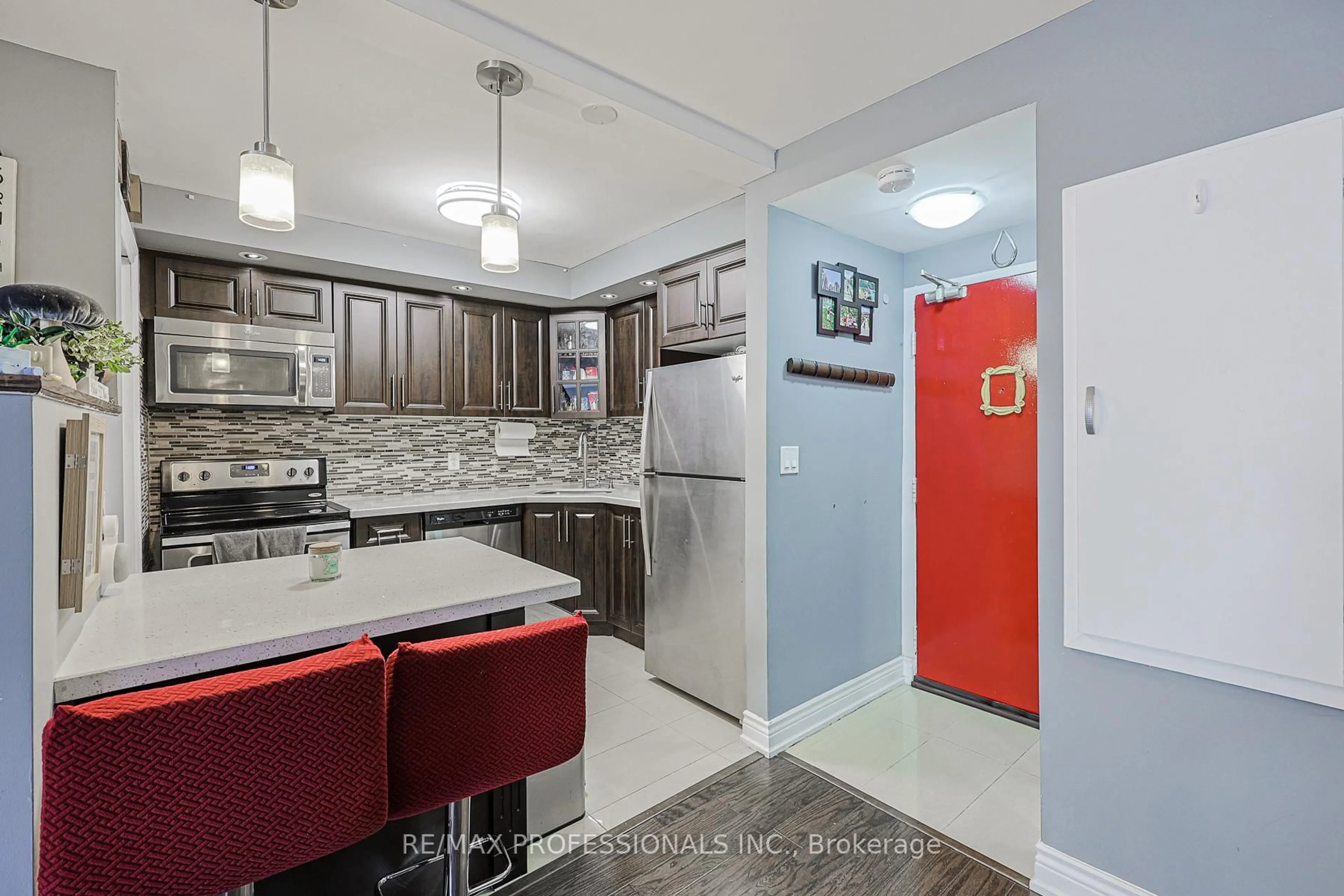 Standard kitchen, ceramic/tile floor for 364 The East Mall St #318, Toronto Ontario M9B 6C5