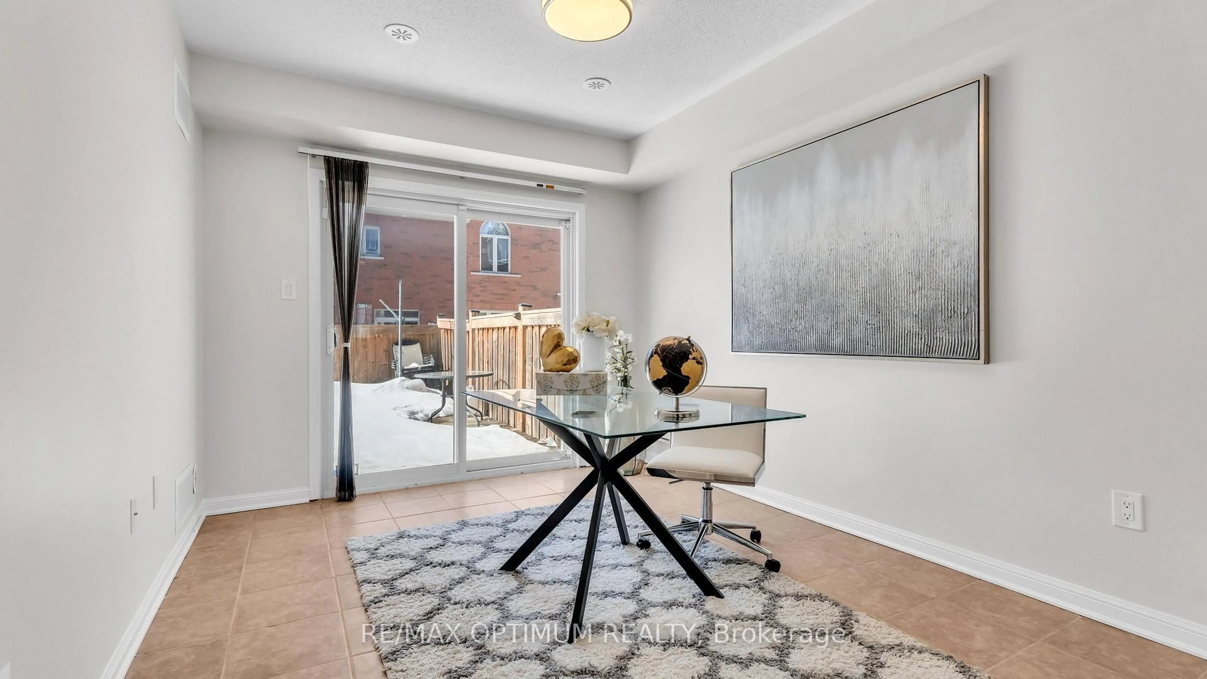 Dining room, unknown for 80 Memory Lane, Brampton Ontario L7A 0W5