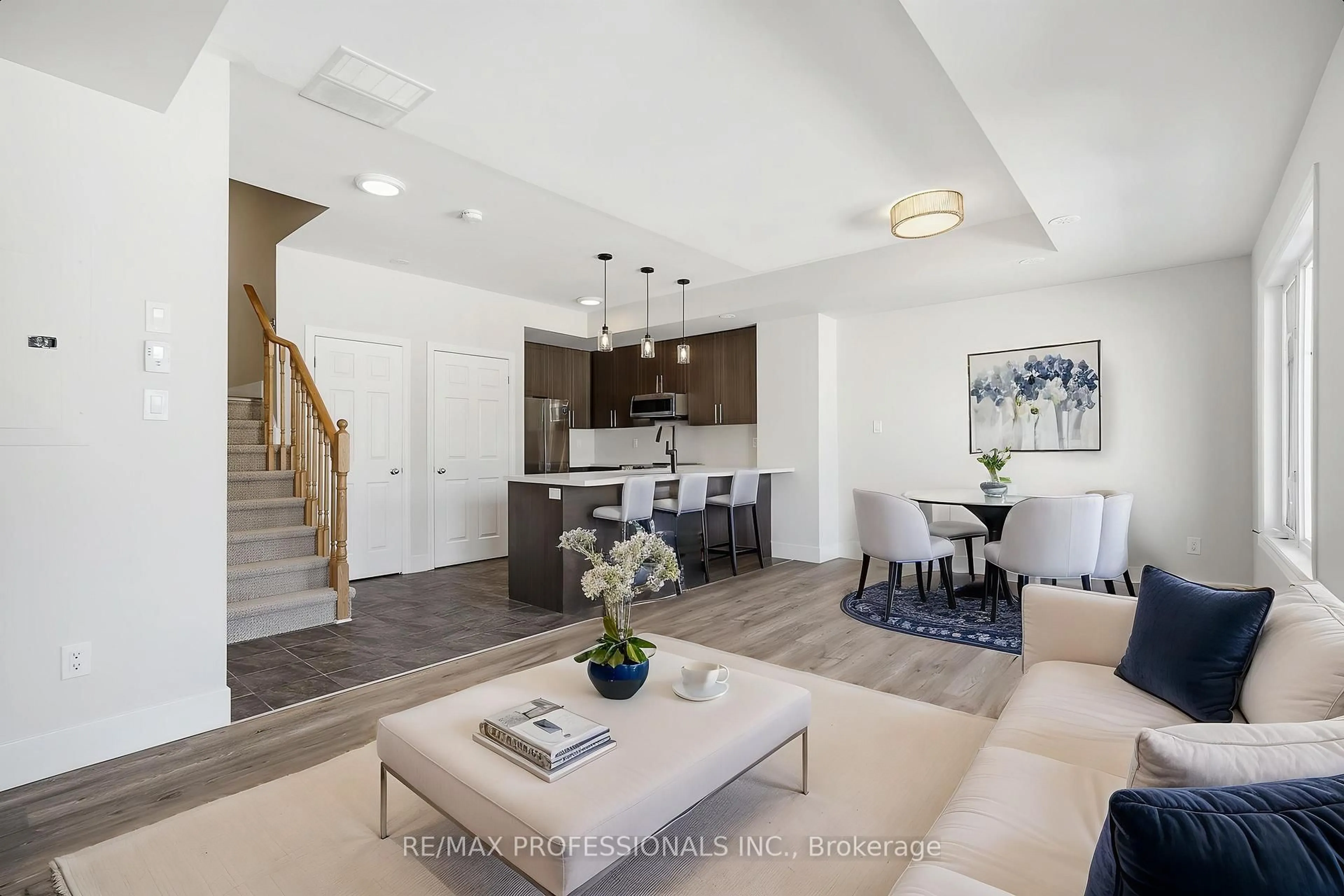 Open concept kitchen, unknown for 2420 Baronwood Dr #3-04, Oakville Ontario L6M 0X6