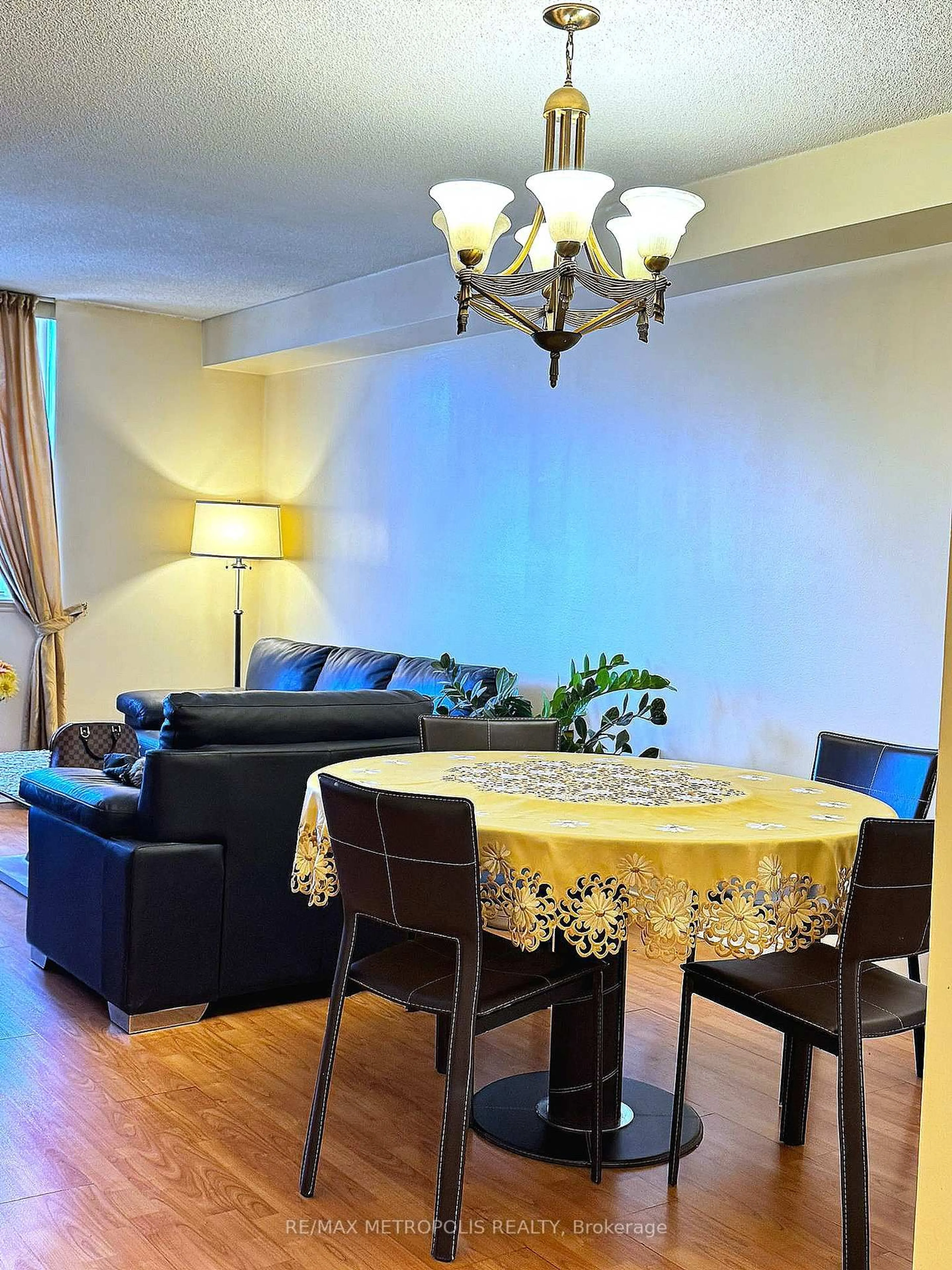 Dining room, wood/laminate floor for 234 Albion Rd #806, Toronto Ontario M9W 6A5