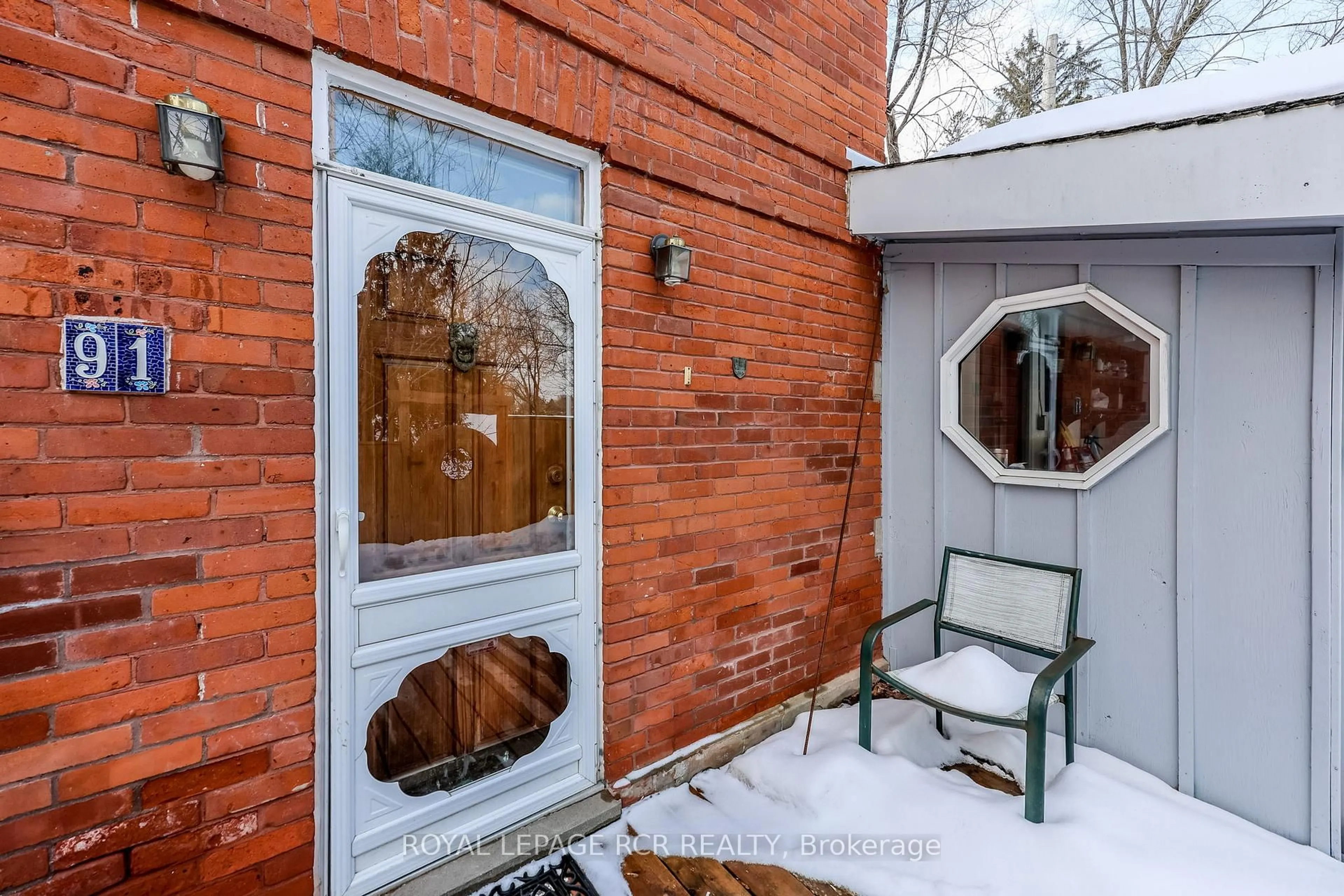 Home with brick exterior material, street for 91 King St, Caledon Ontario L7E 1A2