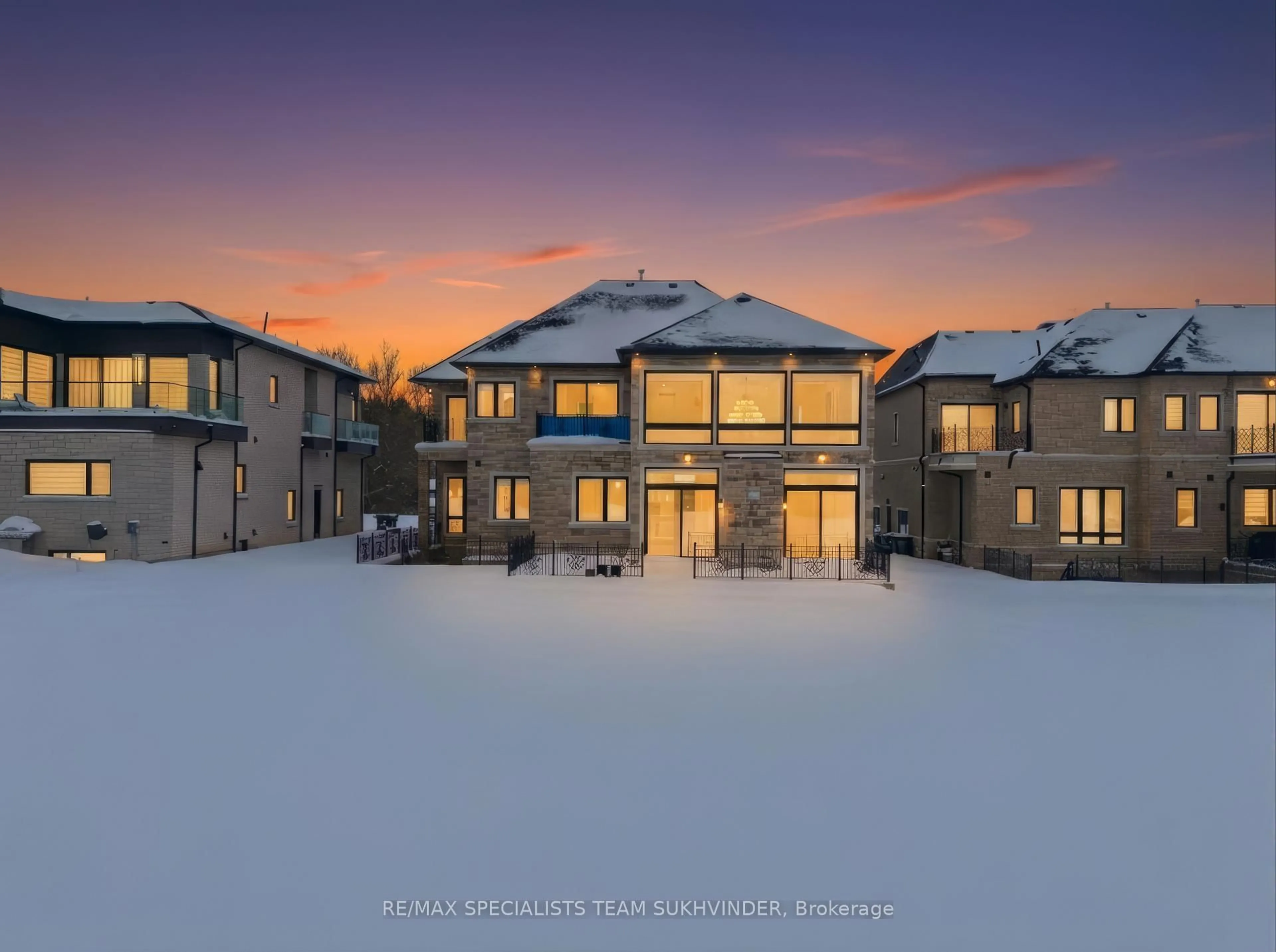 A pic from outside/outdoor area/front of a property/back of a property/a pic from drone, mountain view for 2882 Charleston Sdrd, Caledon Ontario L7K 0V9