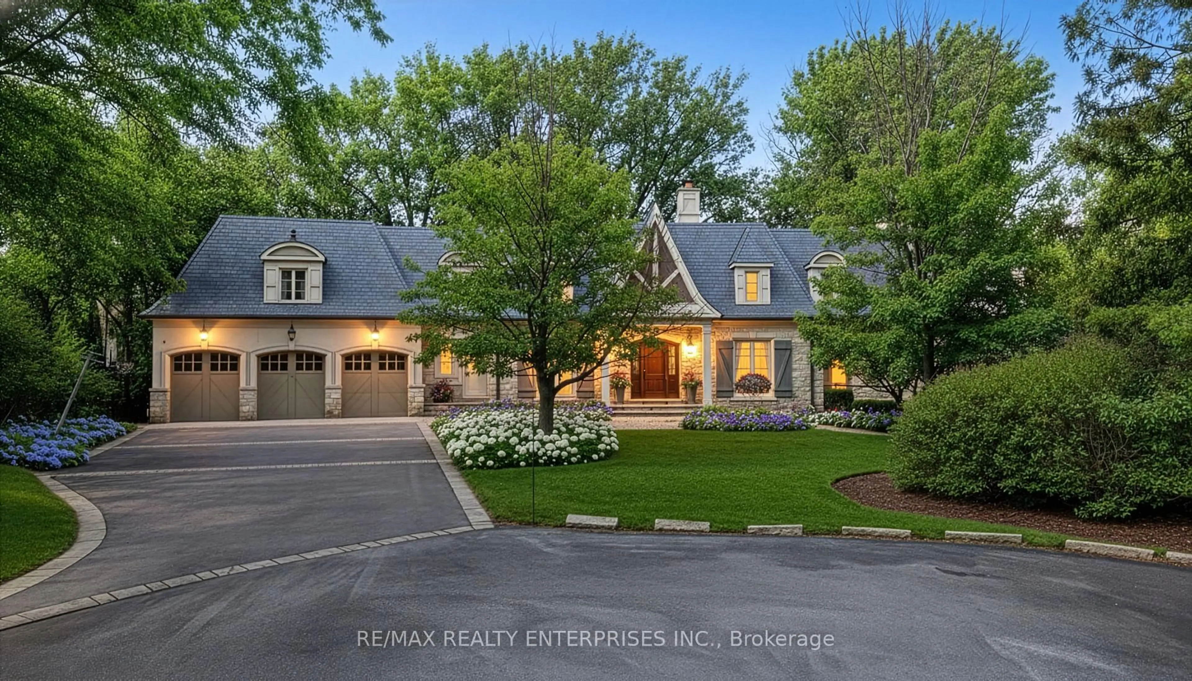 Unknown for 1093 Algonquin Dr, Mississauga Ontario L5H 1P3