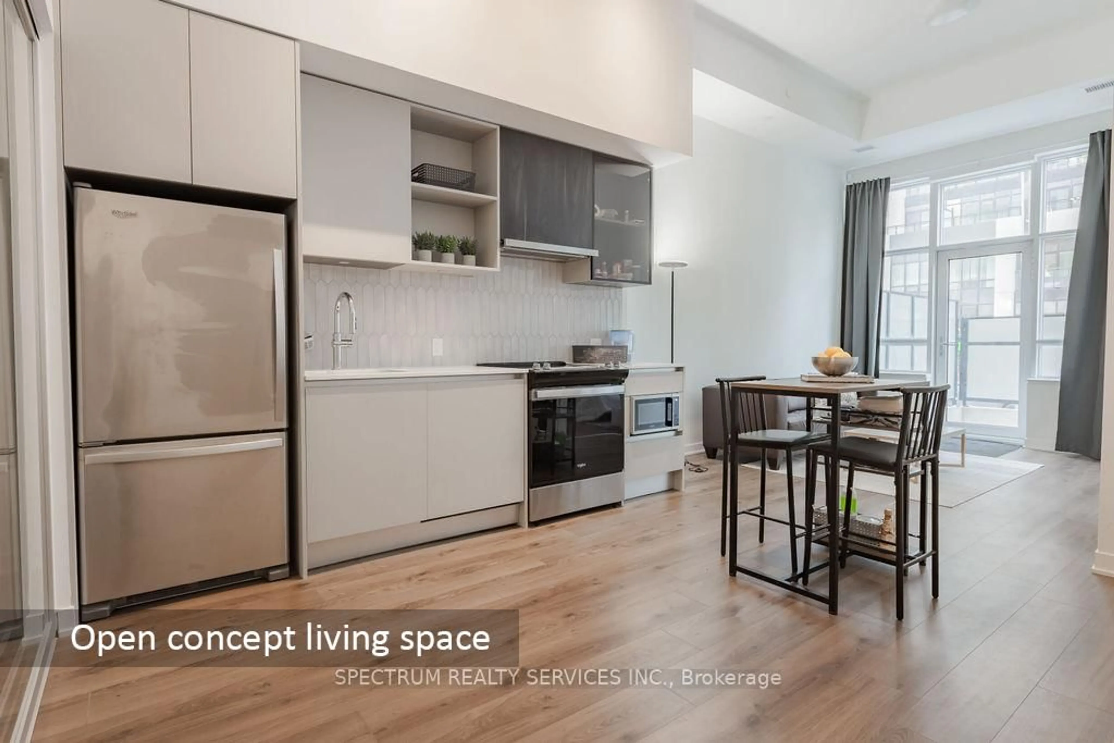 Open concept kitchen, unknown for 395 Dundas St #119, Oakville Ontario L6M 5R8