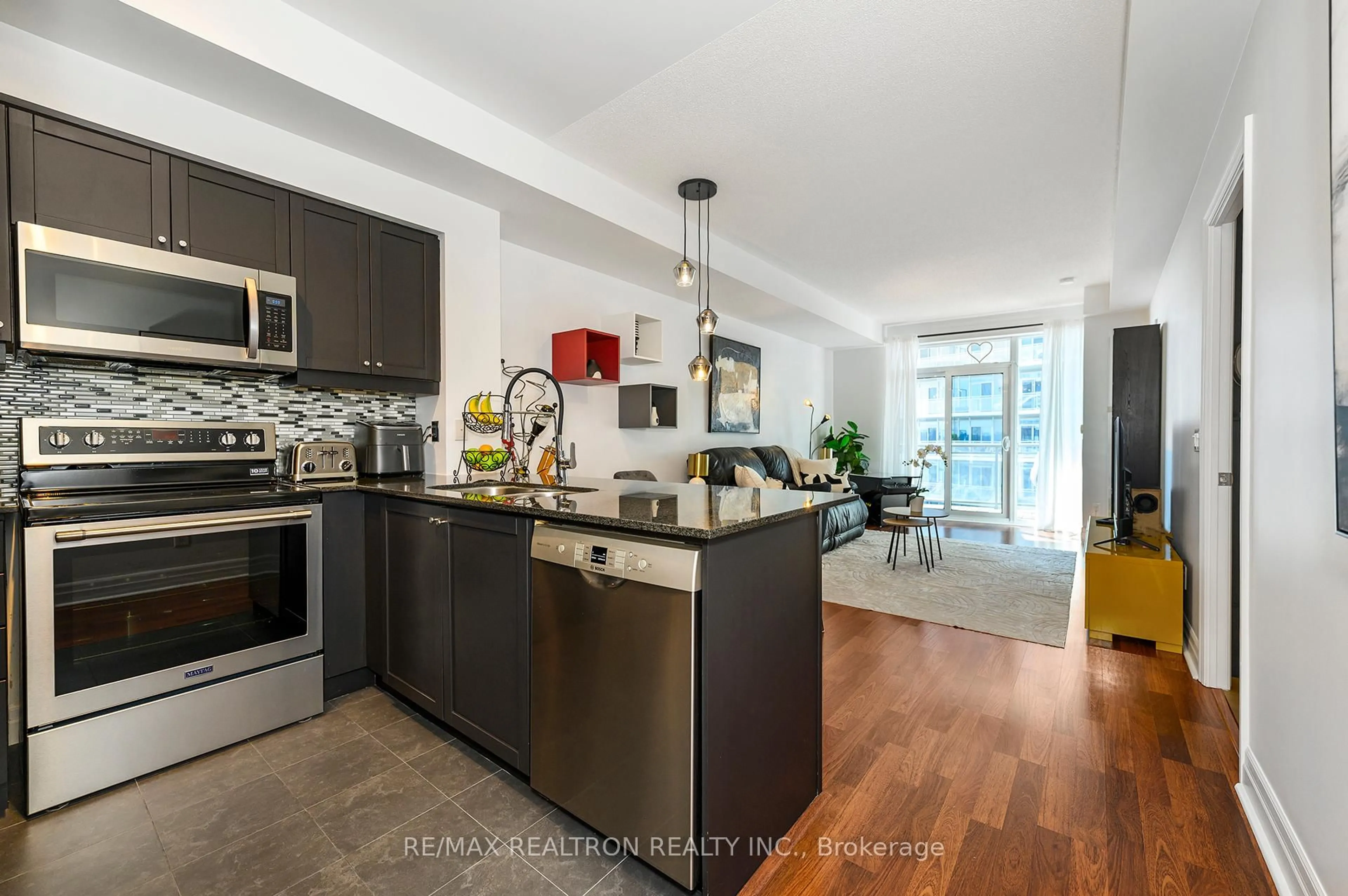 Open concept kitchen, unknown for 58 Marine Parade Dr #606, Toronto Ontario M8V 4G1