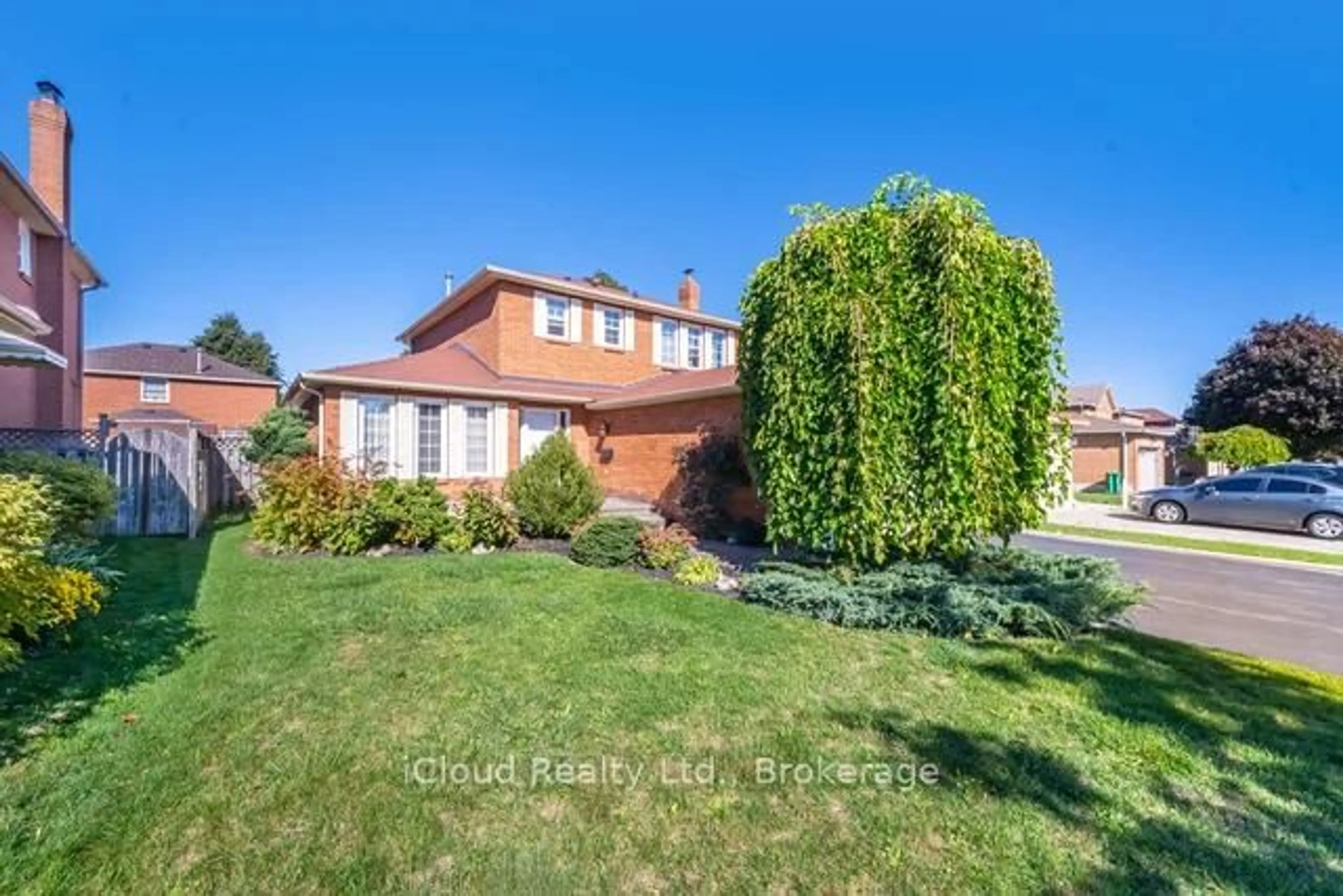 Home with brick exterior material, street for 33 Corkett Dr, Brampton Ontario L6X 3G1