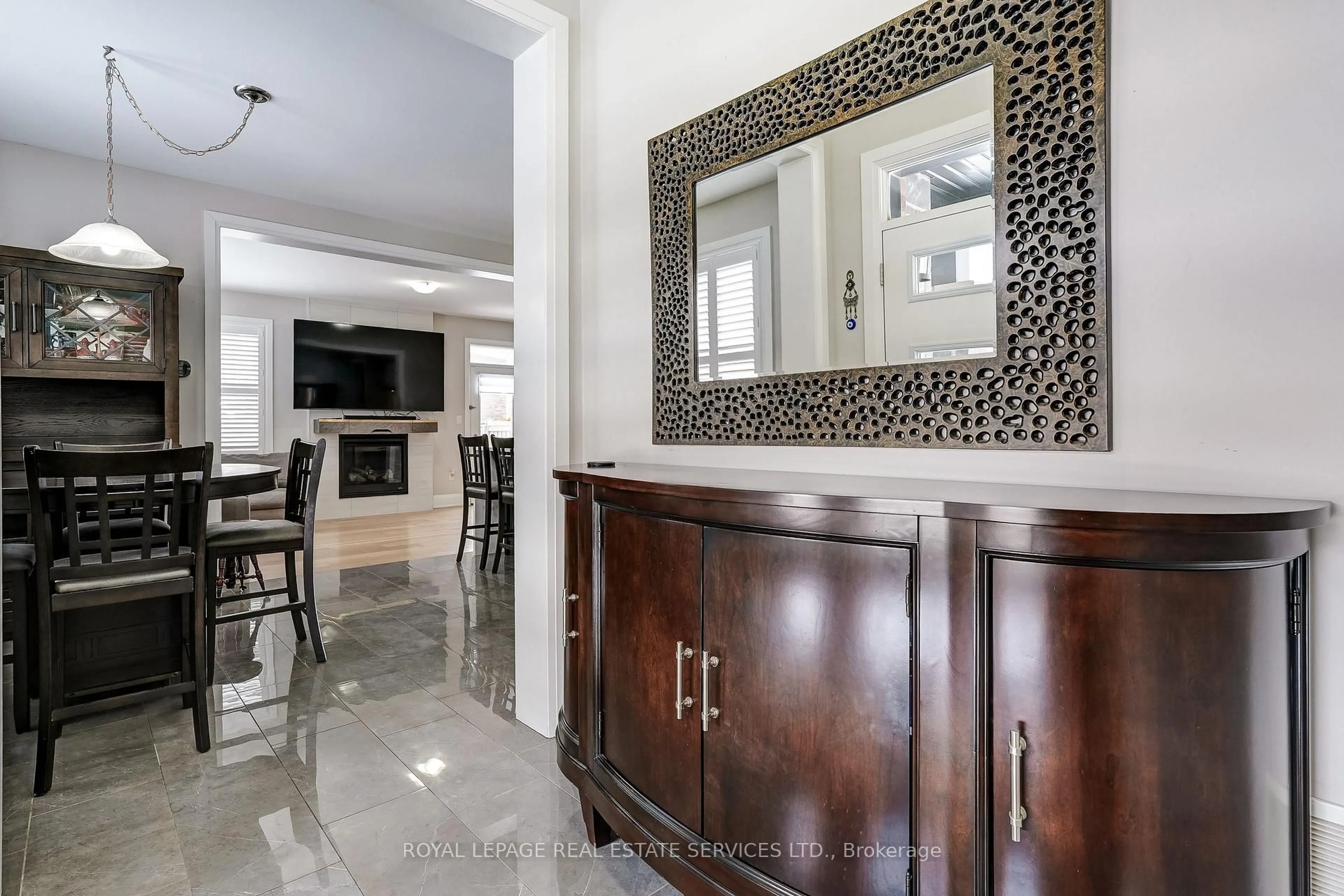 Unknown for 7 Cyclone Tr, Brampton Ontario L7A 5E8