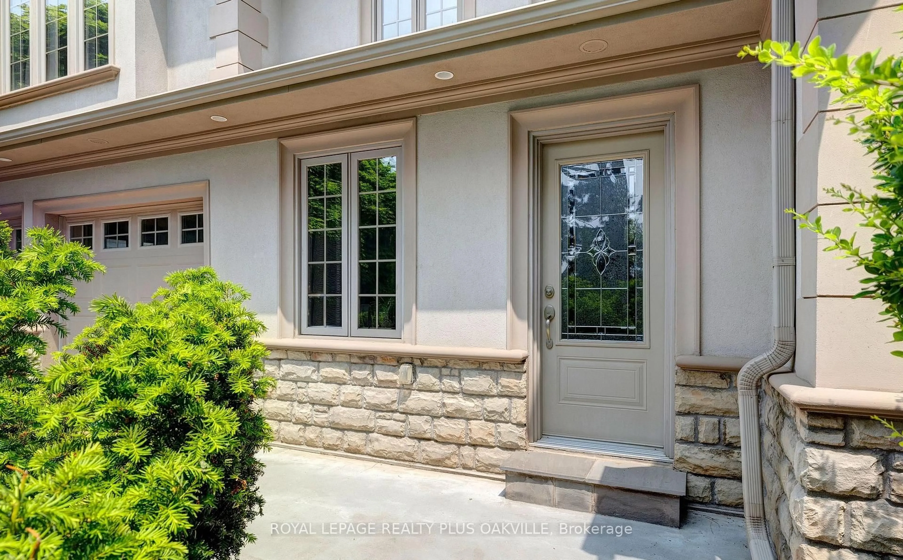 Unknown for 621 North Shore Blvd, Burlington Ontario L7T 1X4