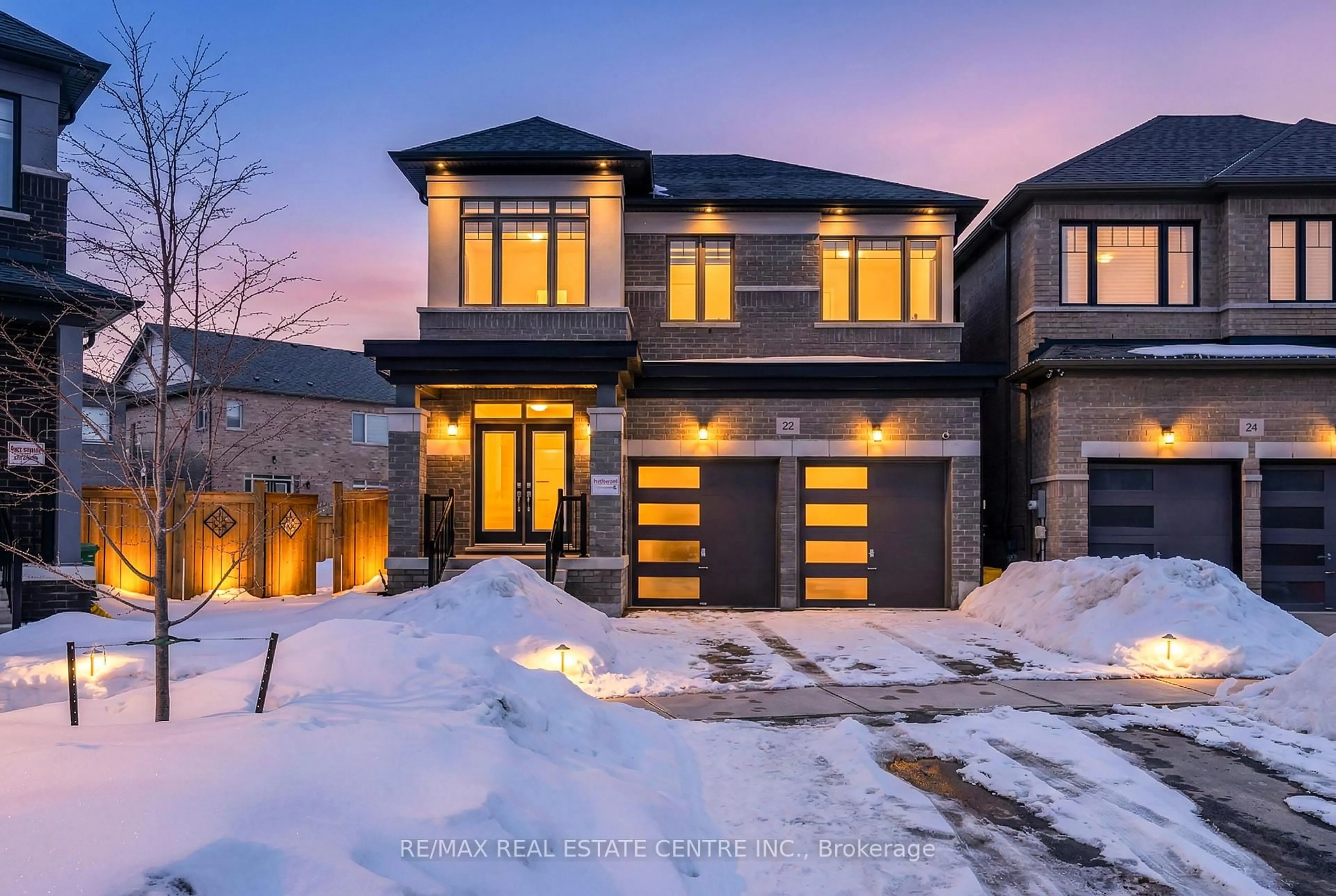 Home with brick exterior material, street for 22 Spinland St, Caledon Ontario L7C 4K4