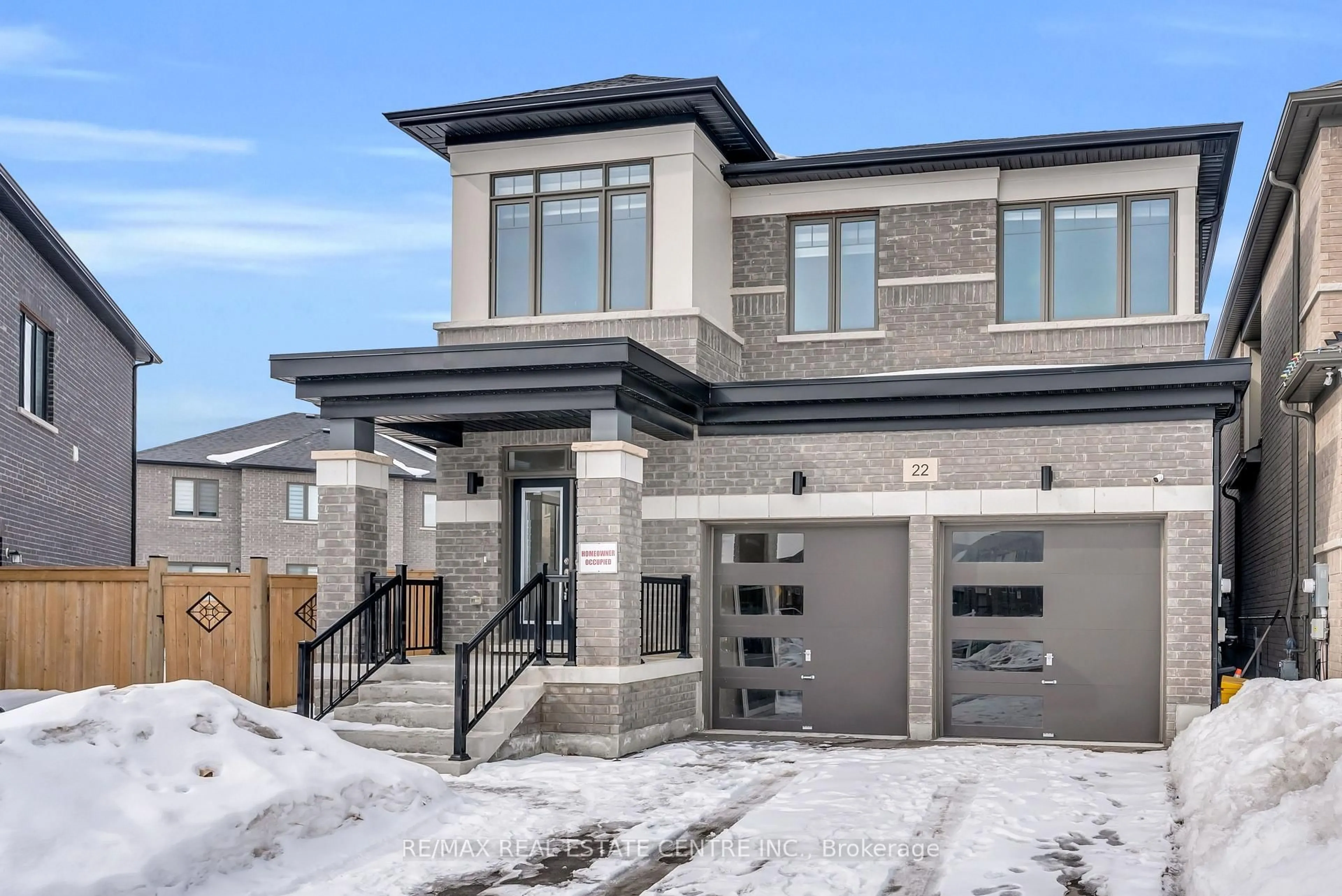 Home with brick exterior material, street for 22 Spinland St, Caledon Ontario L7C 4K4