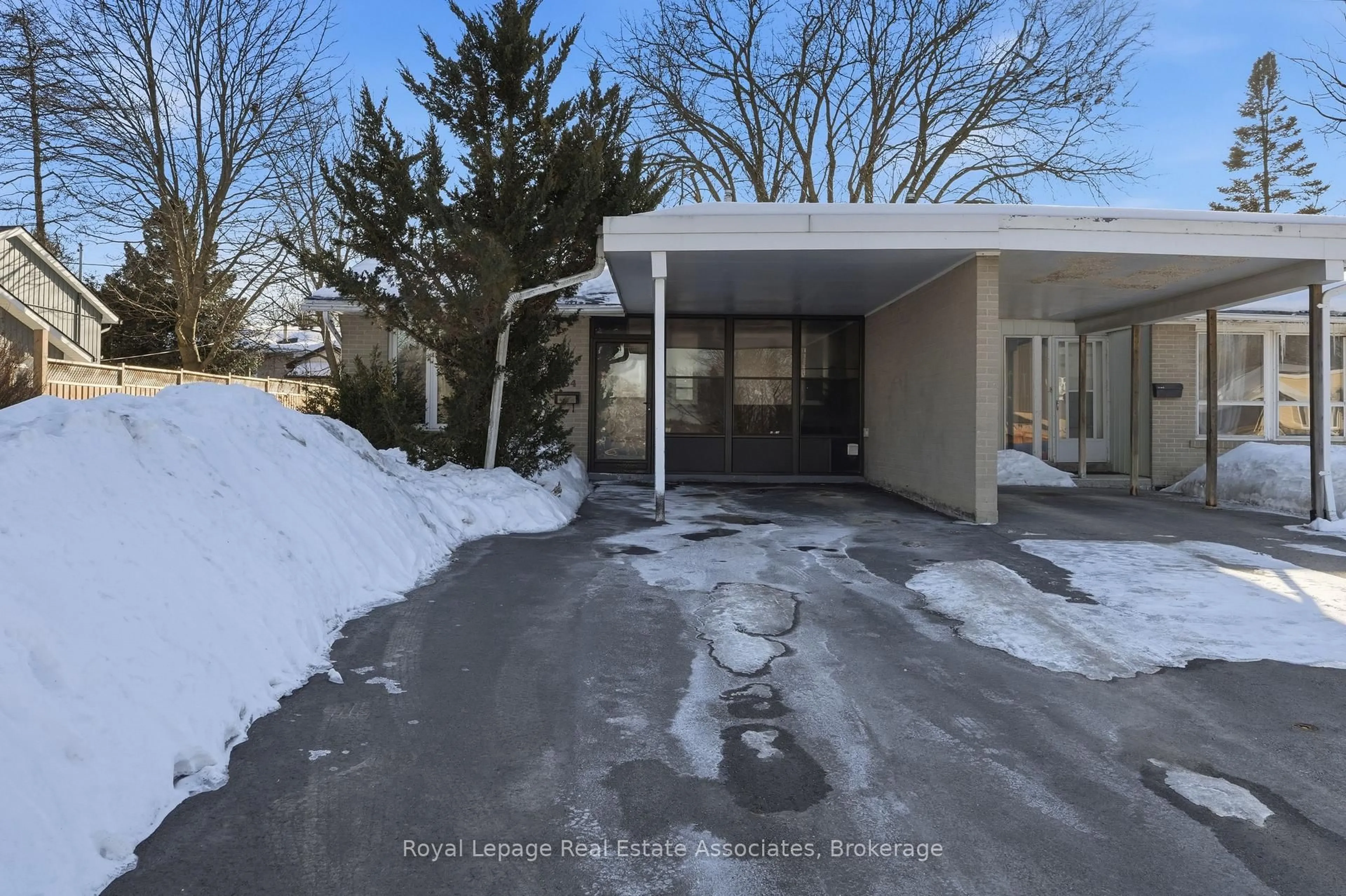 Unknown for 34 Ontario St, Orangeville Ontario L9W 2V1